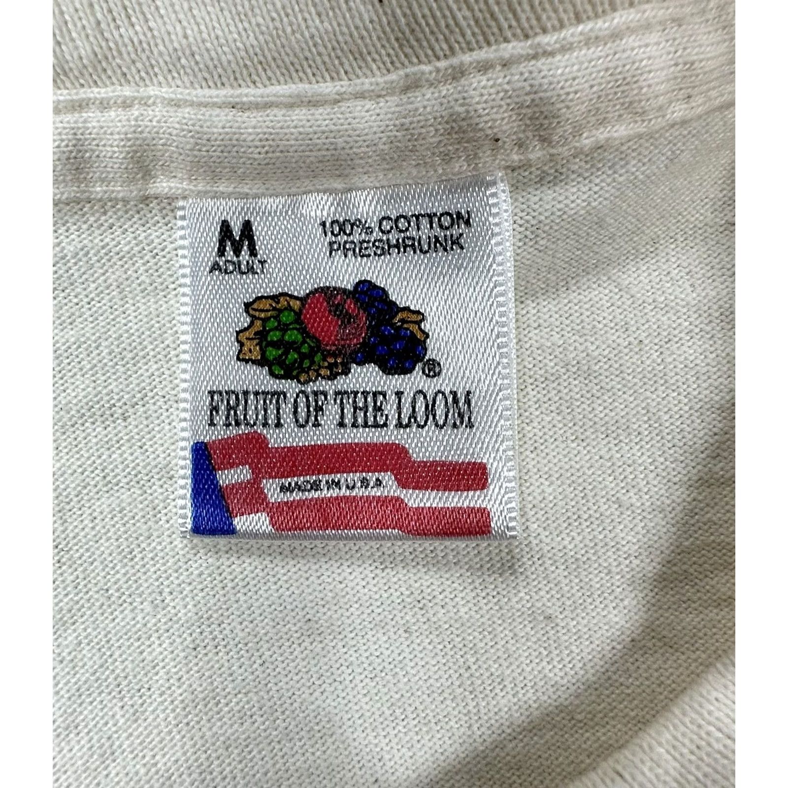 Fruit Of The Loom VINTAGE Fruit of the Loom T-Shirt 90s Piranha Graphic Short Sleeve Ivory M Men/Women Unisex Adults Slim Classic Cotton USA FotL 1996 Planet Tees Size US M / EU 48-50 / 2 - 3 Thumbnail