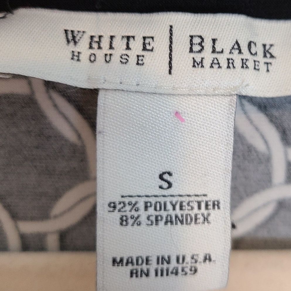 White House Black Market White House Black Market Surplice Top Sz S Classic Geometric Size S / US 4 / IT 40 - 5 Thumbnail