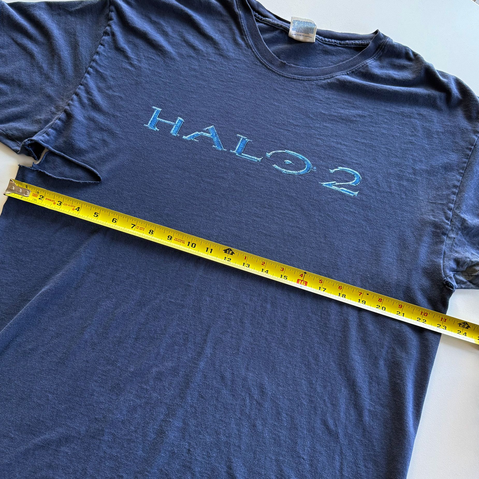 Halo 2004 Thrashed Vintage Halo 2 Logo Tee Size US XL / EU 56 / 4 - 11 Thumbnail