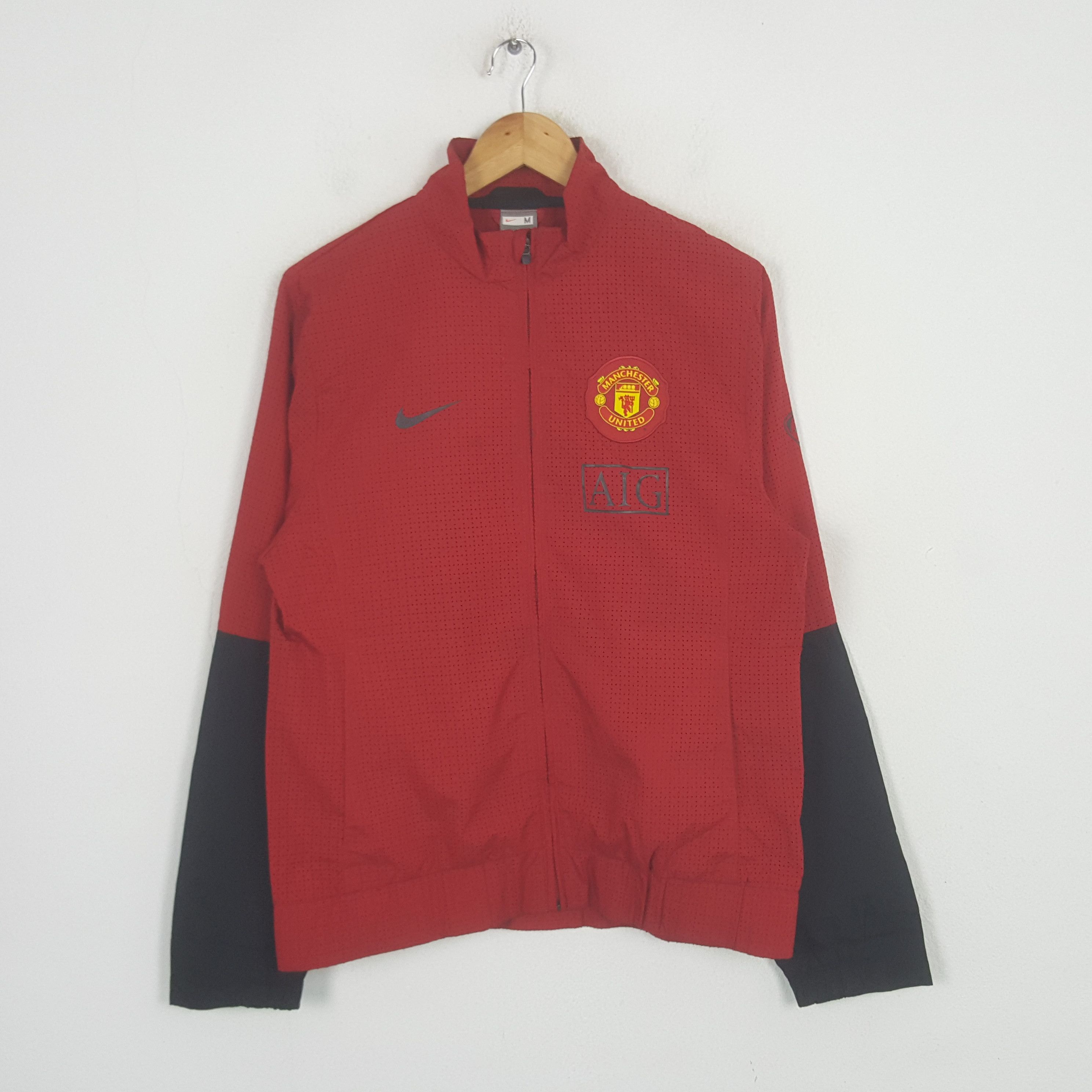 Nike Vintage Nike Manchester United Training Jacket C302N15 Size US S / EU 44-46 / 1 - 1 Thumbnail