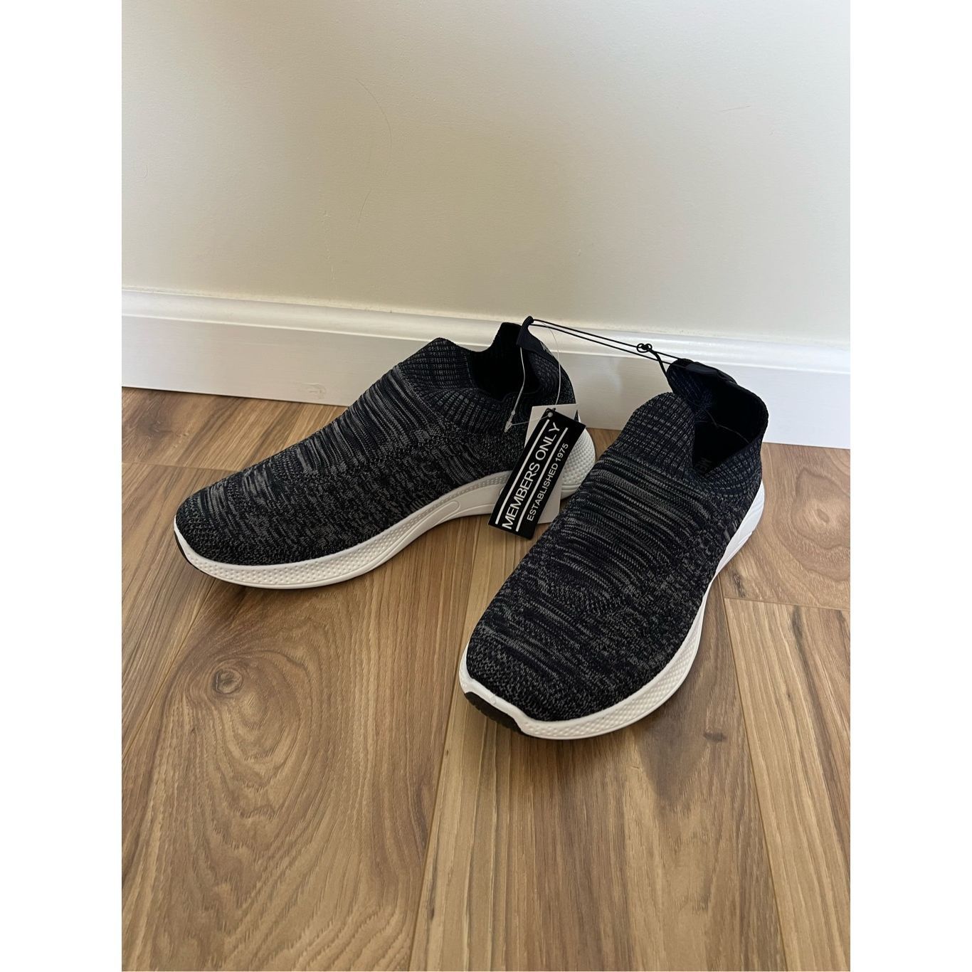 Members Only MEMBERS ONLY NWT Mens US Navy Breathable Slip-On Athletic SH Size US 10 / EU 43 - 1 Thumbnail