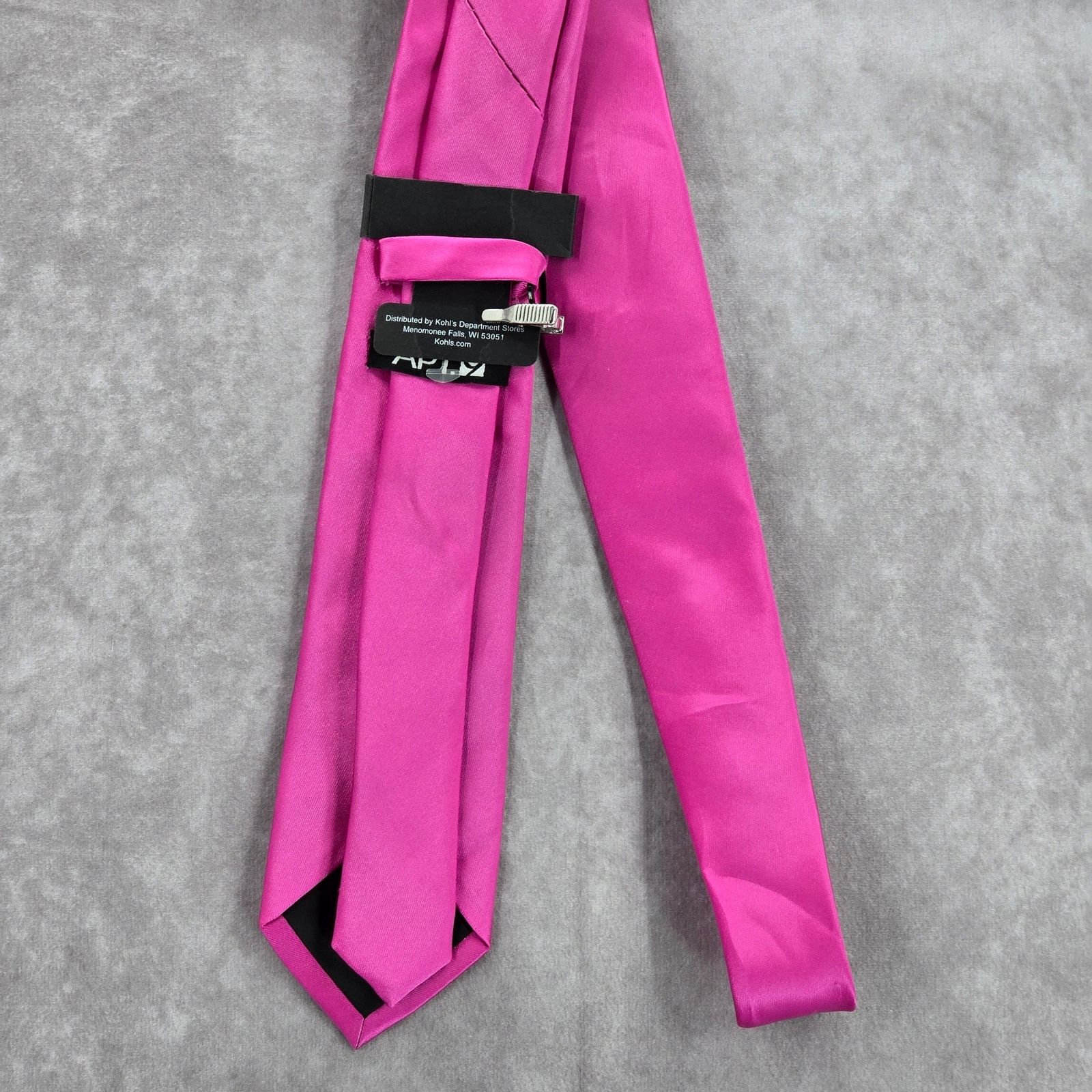 Apt. 9 Apt. 9 Pink Solid 100% Polyester Narrow Men's Neck Tie NWT Size 28 - 3 Thumbnail