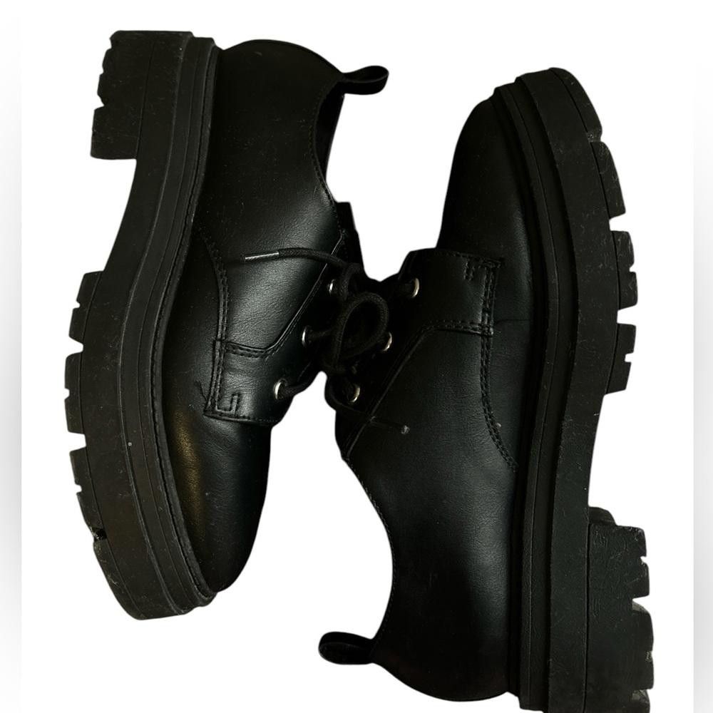 Designer Call it spring Black Platform Oxfords Size US 6 / IT 36 - 2 Thumbnail