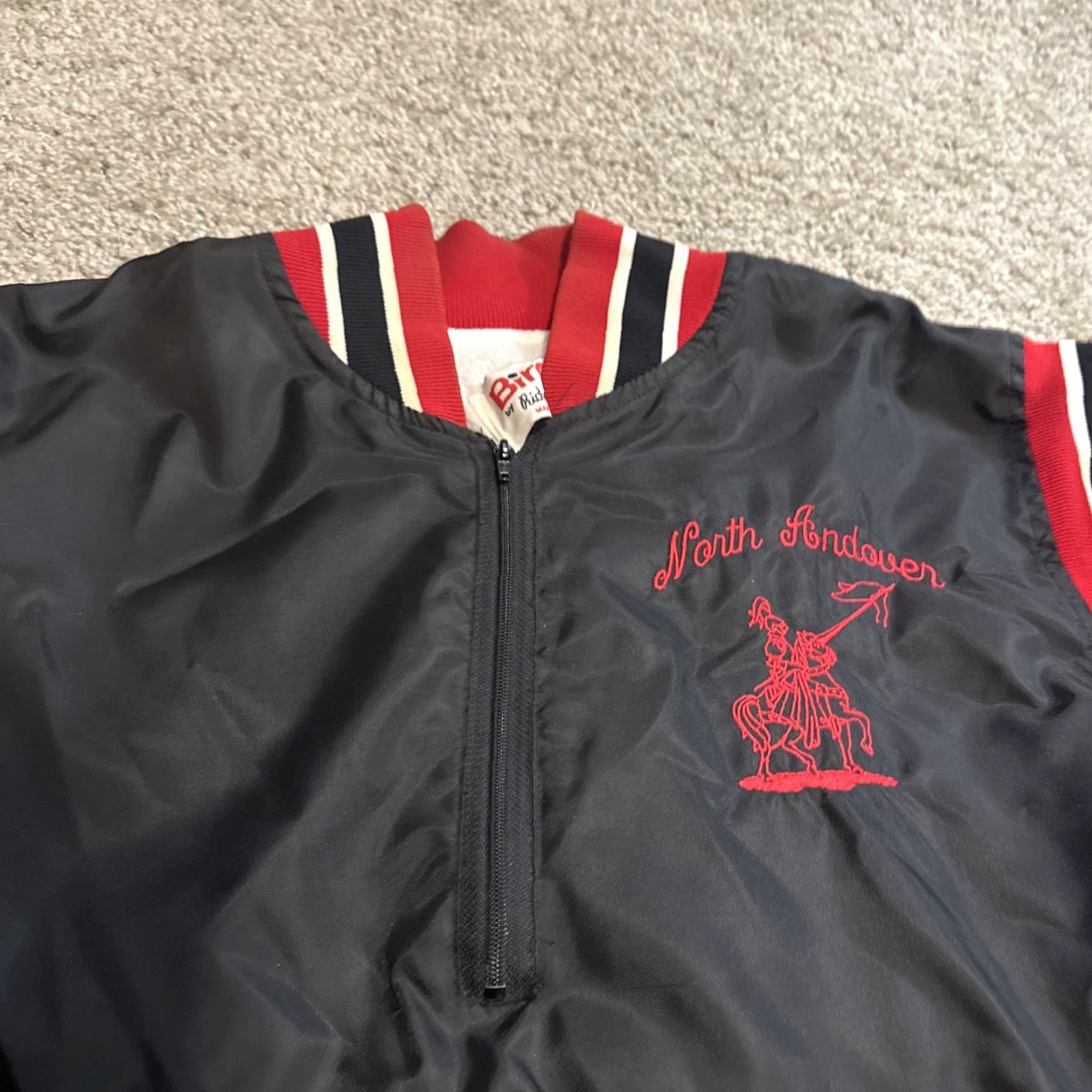 Vintage VINTAGE North Andover Mass Knights Black Red Windbreaker Pullover Jacket Men's Large Black Red Jacket windbreaker Birdie NYLON Size US L / EU 52-54 / 3 - 3 Thumbnail