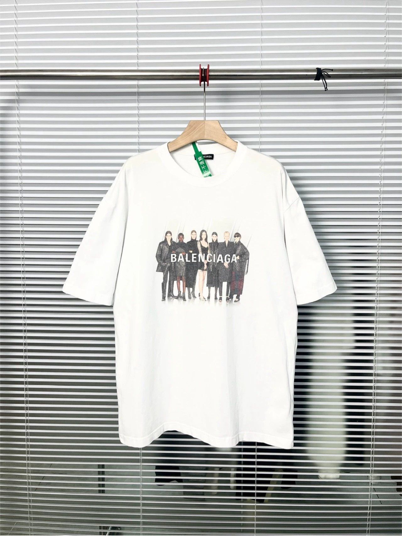 Balenciaga Balenciaga Band Model Short Sleeve Size US S / EU 44-46 / 1 - 1 Thumbnail