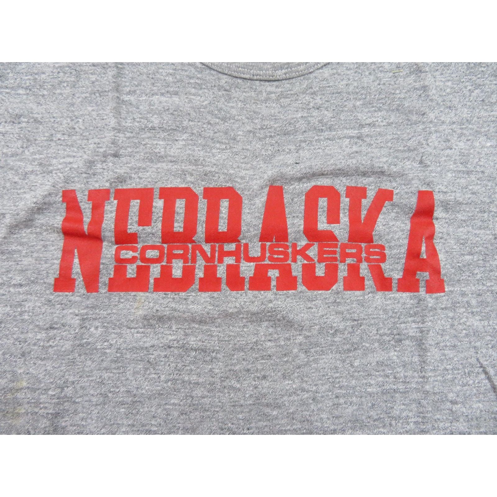 Other Nebraska Cornhuskers Gray Red T-shirt Sz S 1980s Size US S / EU 44-46 / 1 - 2 Thumbnail