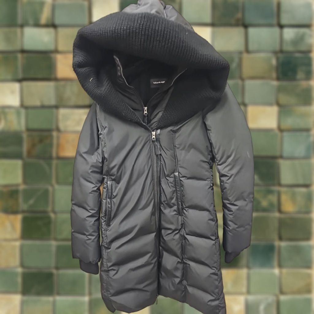 Mackage MACKAGE Brigid Knit Trim Down Coat/Jacket Sz: Medium Mens Womens Spring 37 Long Black Down Coat with Zip Hoodie Parka Size M / US 6-8 / IT 42-44 - 1 Thumbnail