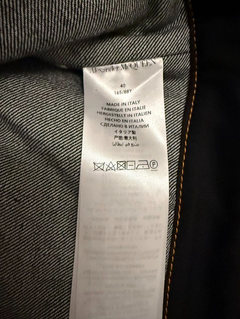Alexander McQueen Alexander McQUEEN Lamb wool denim patchwork jacket, classic Size XS / US 0-2 / IT 36-38 - 4 Thumbnail