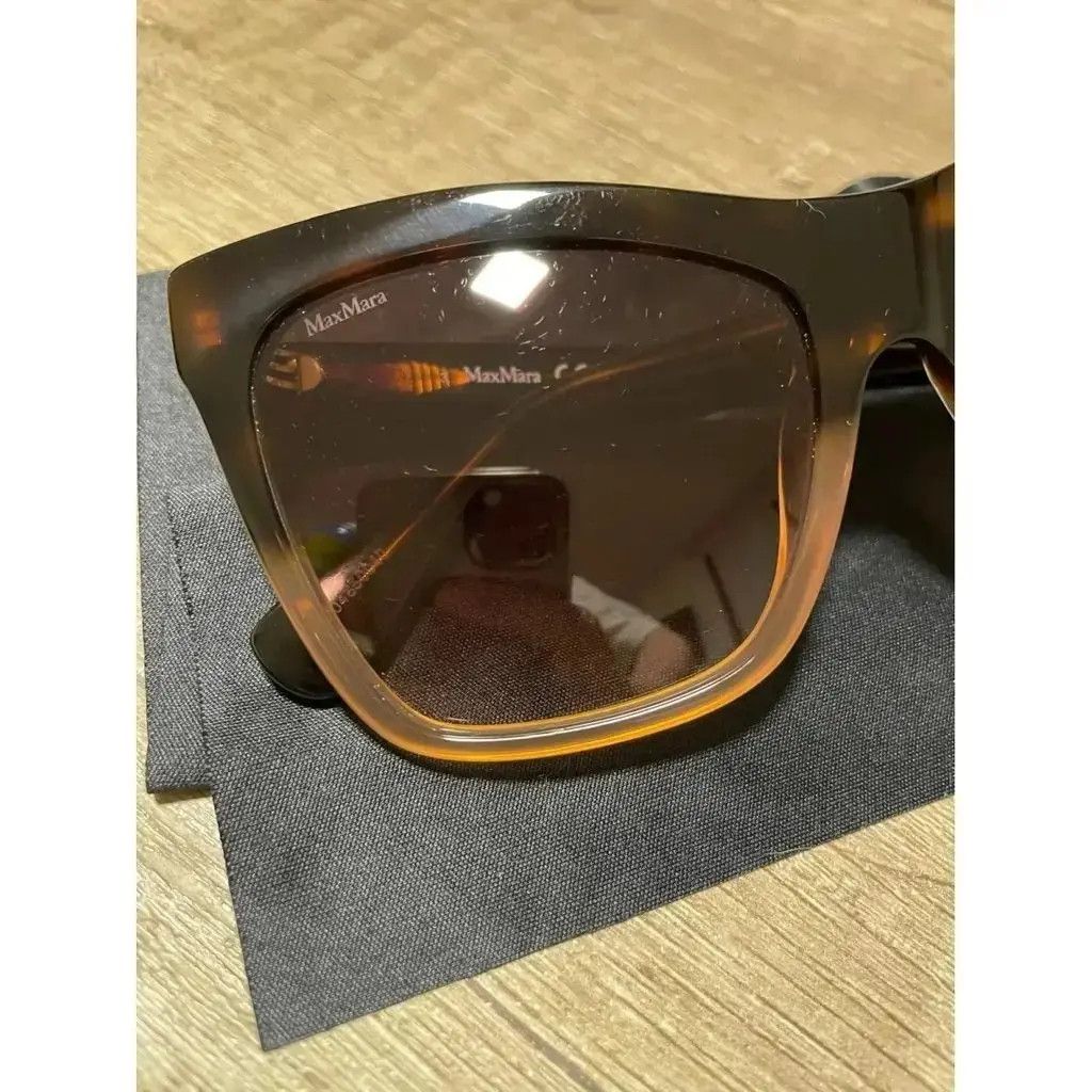 Max Mara Sunglasses, Max Mara Size ONE SIZE - 2 Thumbnail