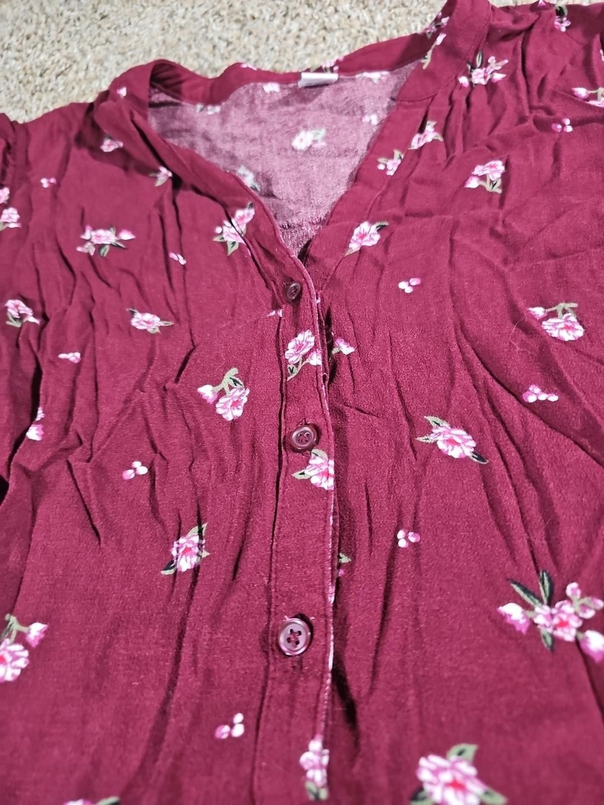 Old Navy Old Navy Dress Red Floral Sz S Size S / US 4 / IT 40 - 2 Thumbnail