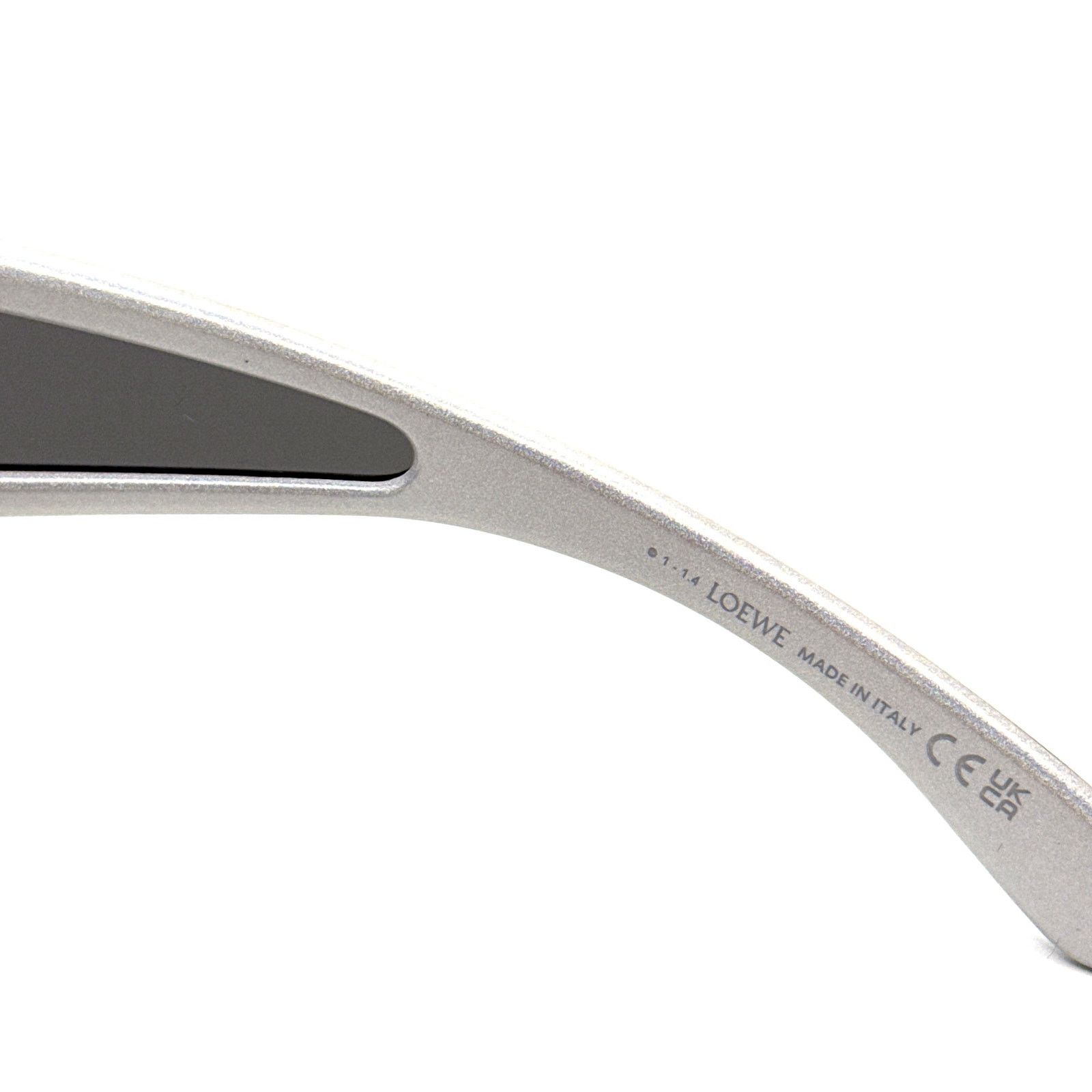 Loewe New, LOEWE Sunglasses LW40132I 24C Authentic Size ONE SIZE - 9 Thumbnail