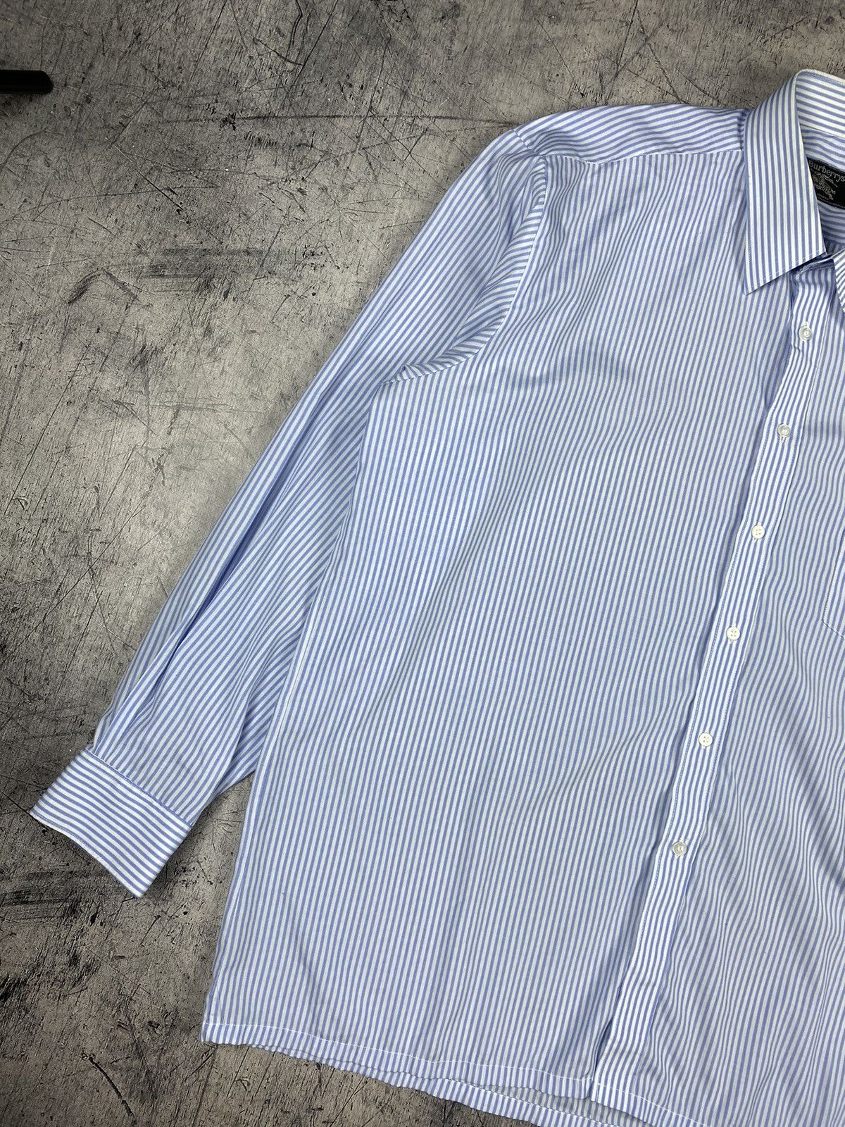 Burberry Vintage Burberry’s Striped Button Up Shirt Size US L / EU 52-54 / 3 - 3 Thumbnail