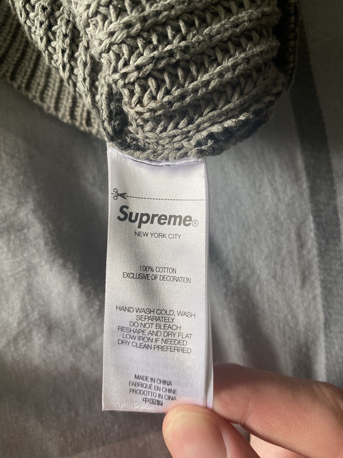 Supreme Supreme Old English Printed Knit Size US M / EU 48-50 / 2 - 7 Thumbnail