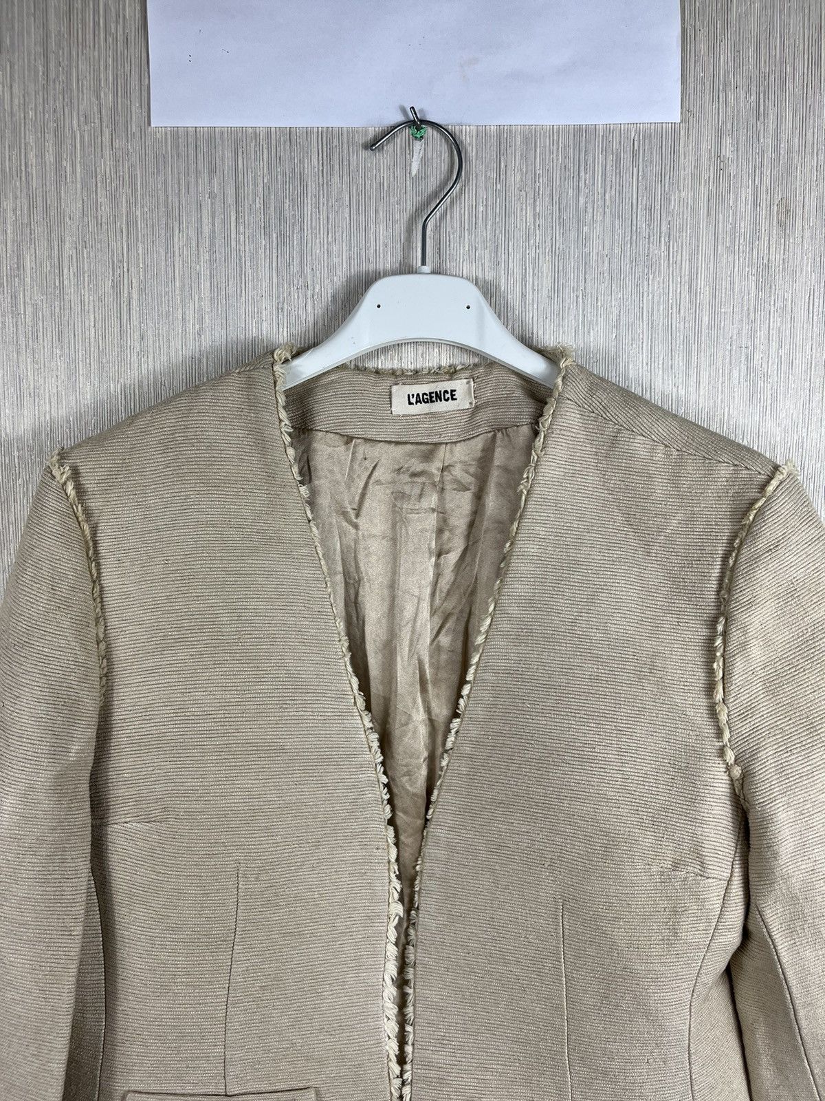 Designer × L'AGENCE L’agence raw silk blazer striped jacket distressed sand Size M / US 6-8 / IT 42-44 - 5 Thumbnail