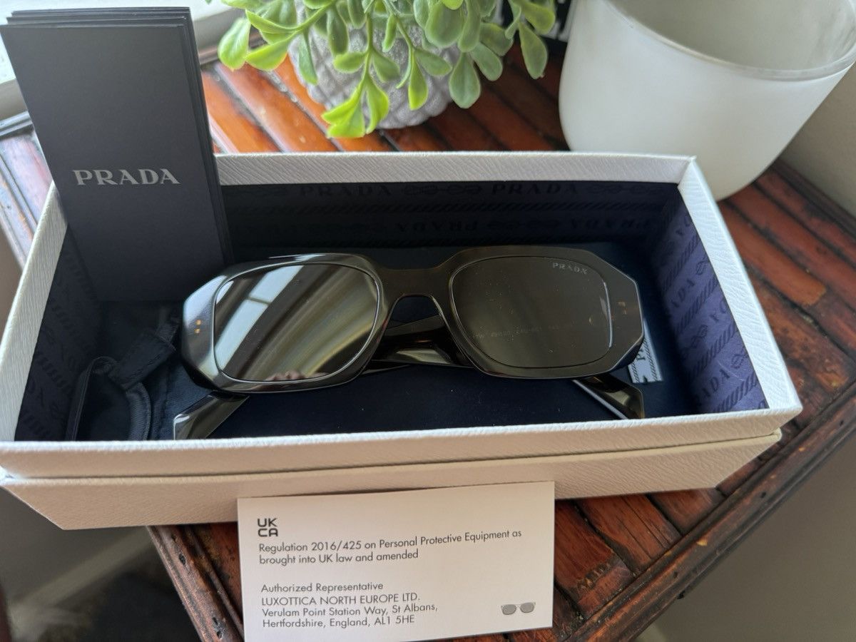 Prada Prada PR 17 WS Size ONE SIZE - 4 Thumbnail