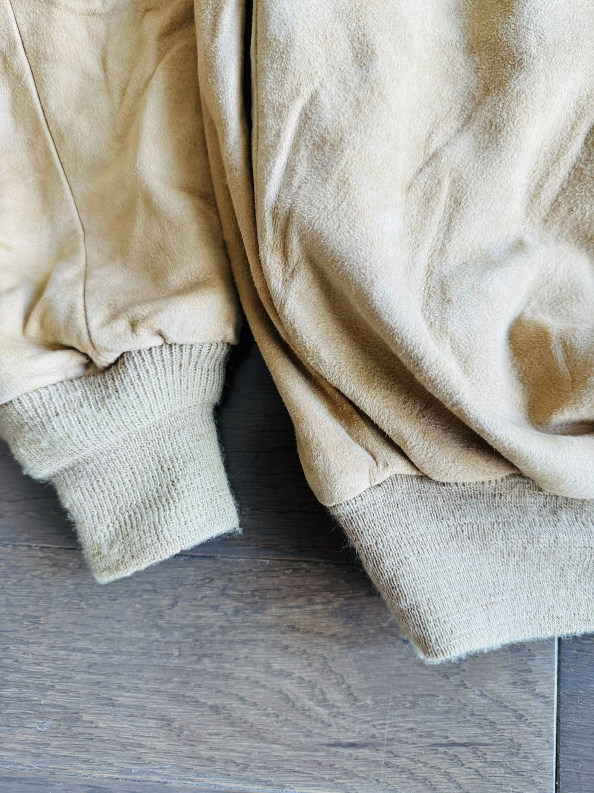 Vintage Vintage fine Suede pullover for Bullocks Wilshire marked XL Size US L / EU 52-54 / 3 - 9 Thumbnail