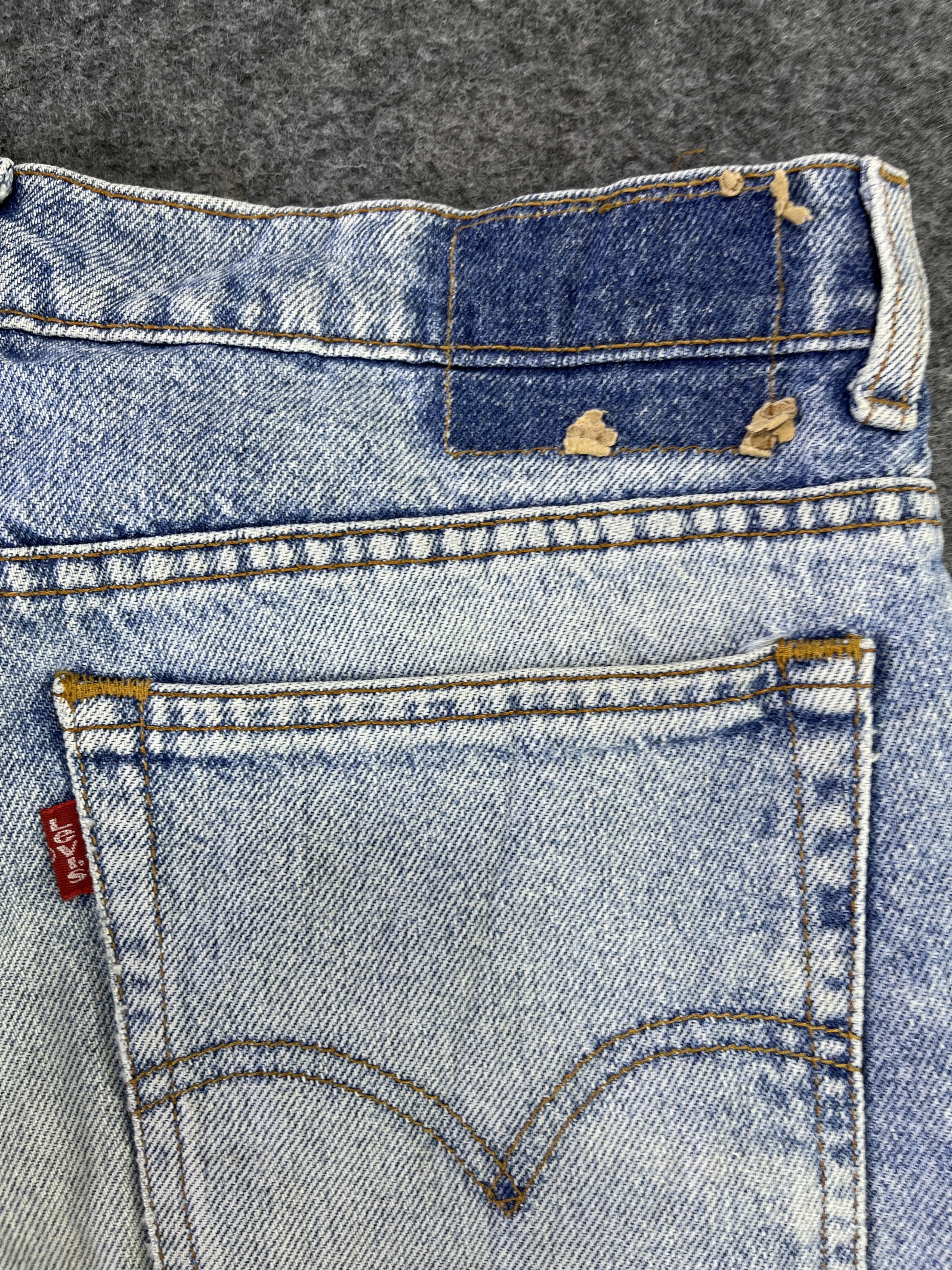 Levi's Vintage Levis Distressed Stone Wash Jeans - J824 Size US 30 / EU 46 - 5 Thumbnail