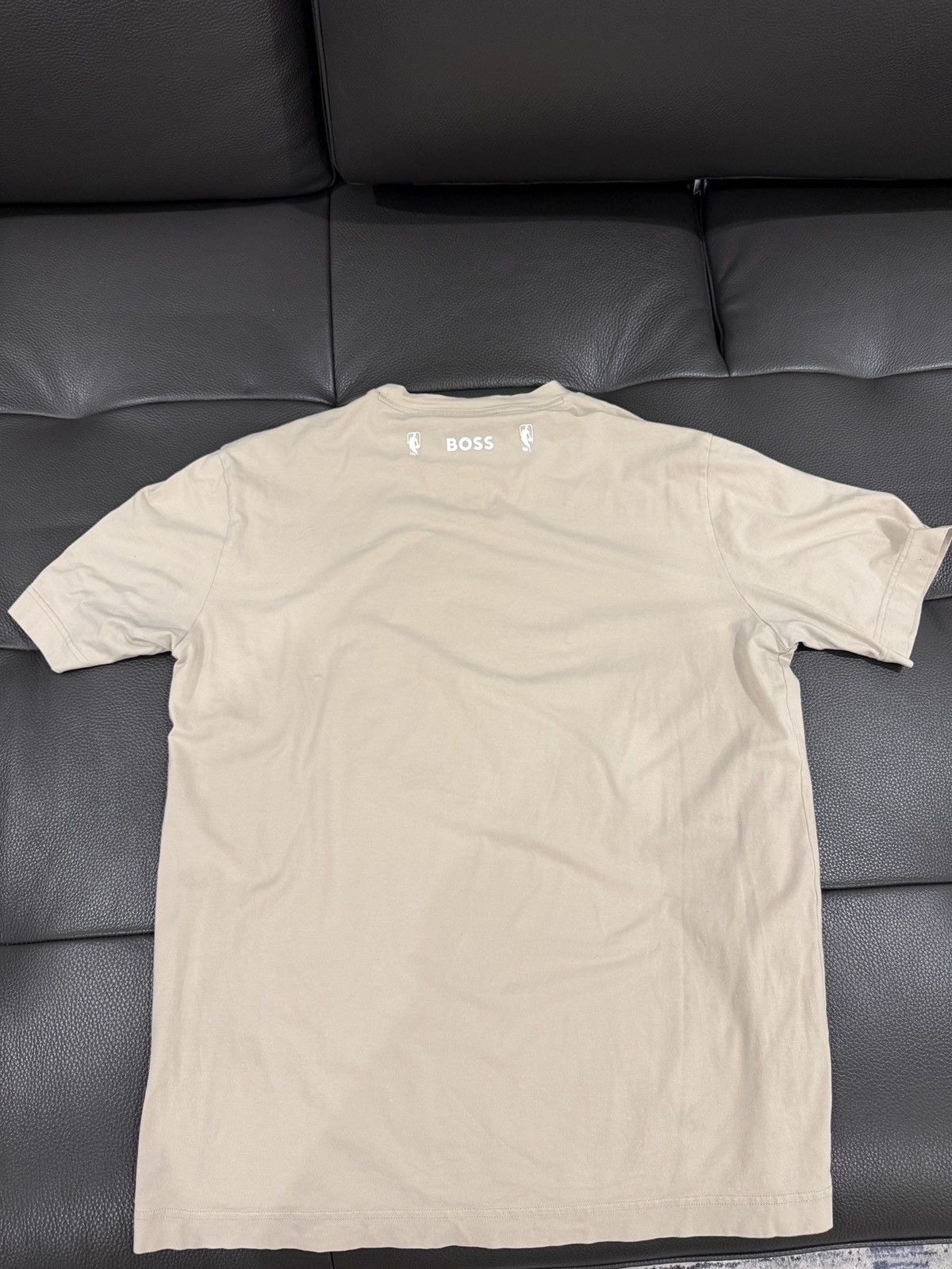 Hugo Boss Hugo boss X NBA Tee Size US M / EU 48-50 / 2 - 2 Thumbnail