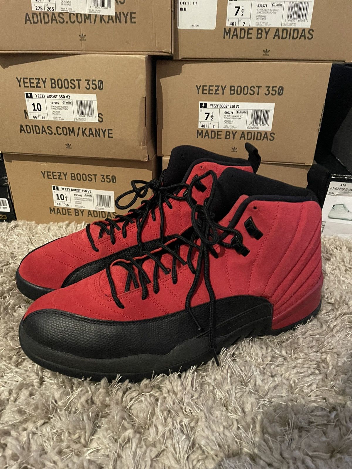 Jordan Brand Jordan 12 Reverse Flu Game Size US 13 / EU 46 - 1 Thumbnail