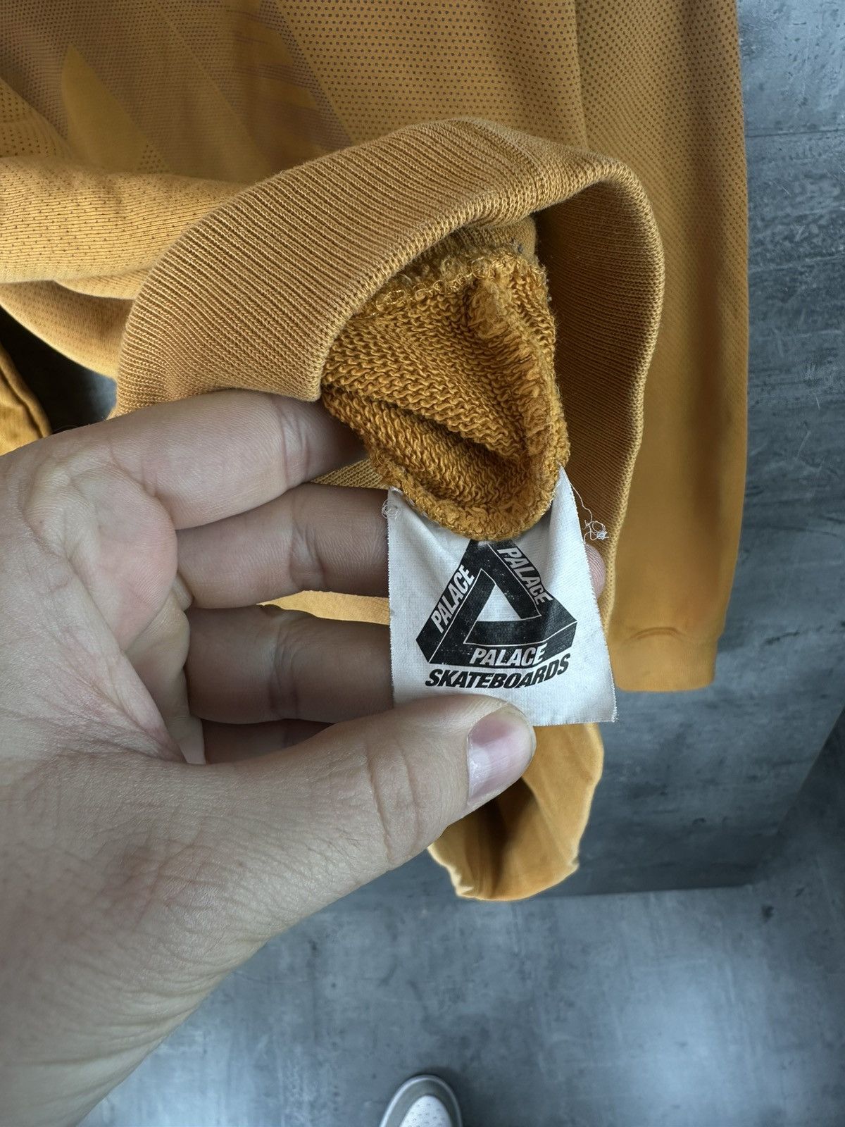 Palace Palace hoodie embroidered size M Size US M / EU 48-50 / 2 - 5 Thumbnail