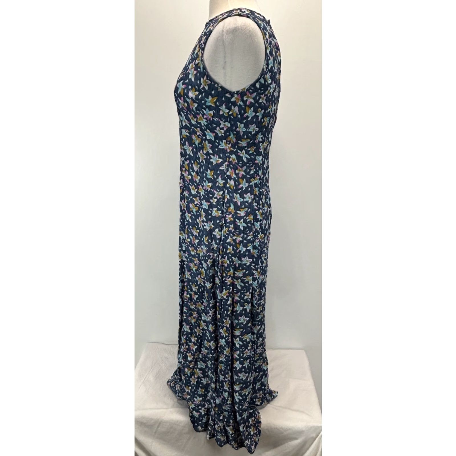 Vintage VINTAGE Adini Floral Maxi Shift Dress Womens Navy Blue Size Large Sleeveless Rayon Bohemian Hippie India Size L / US 10 / IT 46 - 2 Thumbnail