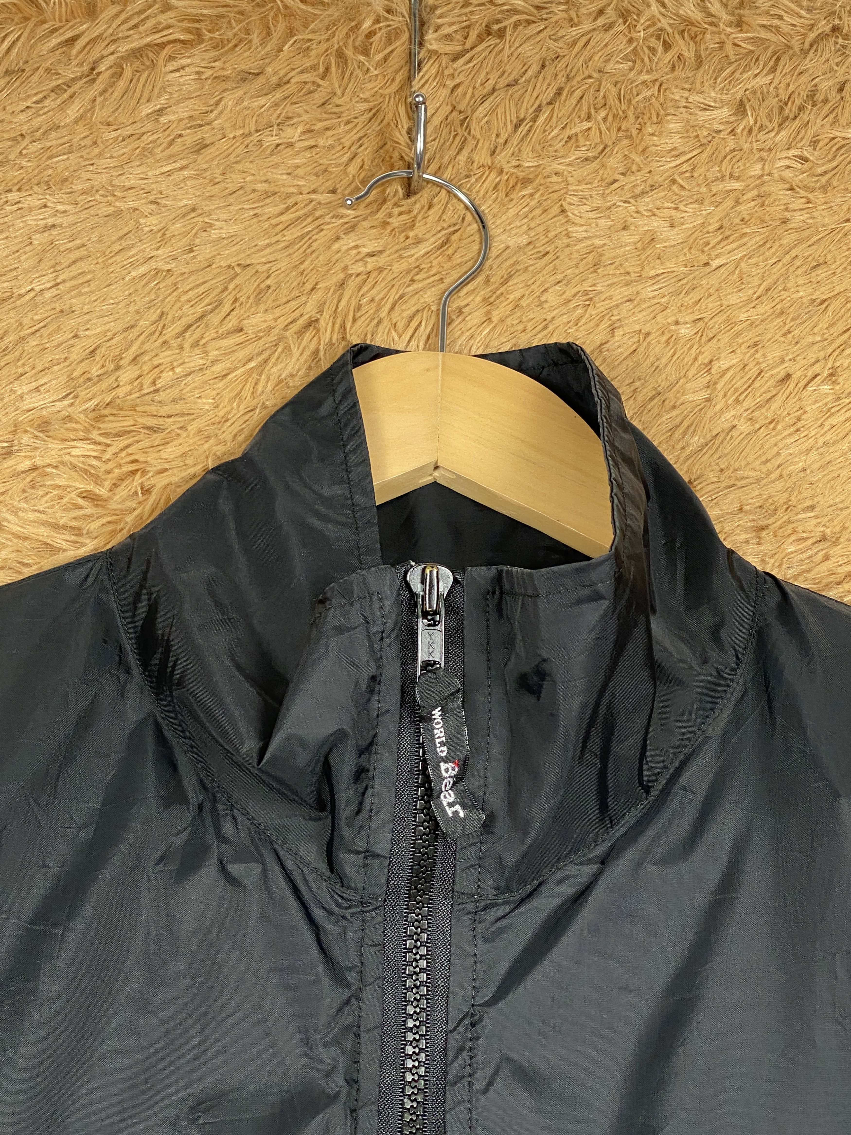 Japanese Brand × Vintage Vintage World Bear Zip Up Jacket Size US M / EU 48-50 / 2 - 3 Thumbnail