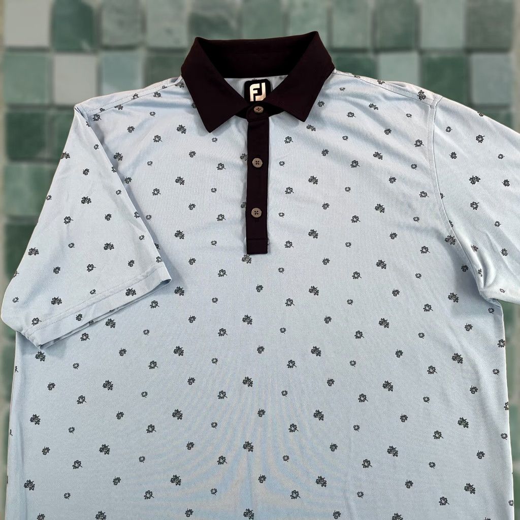 Footjoy FootJoy Polo Shirt Men Medium Blue Floral Stretch Pique Self Collar Golf Polo Shirt Men Medium Blue Floral/Designer Modern Logo Breathable Quick Dry Size US M / EU 48-50 / 2 - 1 Thumbnail