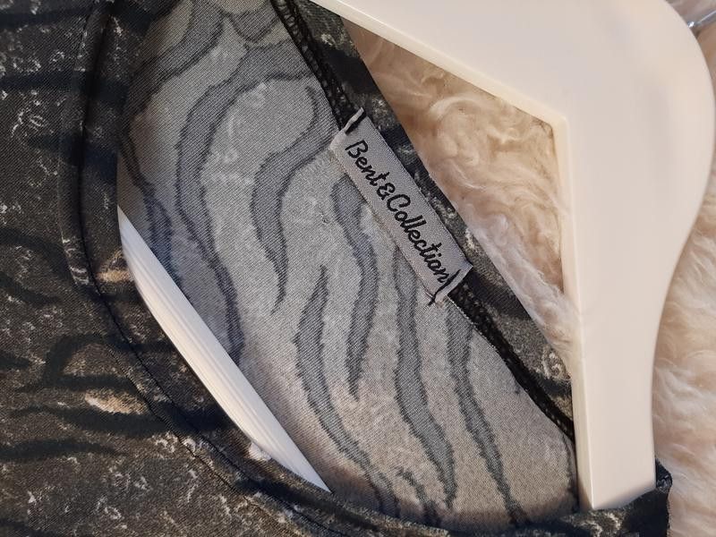 Japanese Brand Tiger print longsleeve sz S Size S / US 4 / IT 40 - 2 Thumbnail