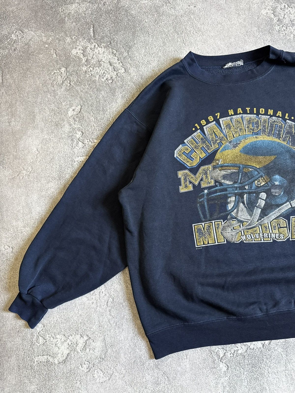 Vintage 90s Retro Champions Michigan 1987 national sweatshirts vntg Size US L / EU 52-54 / 3 - 7 Thumbnail
