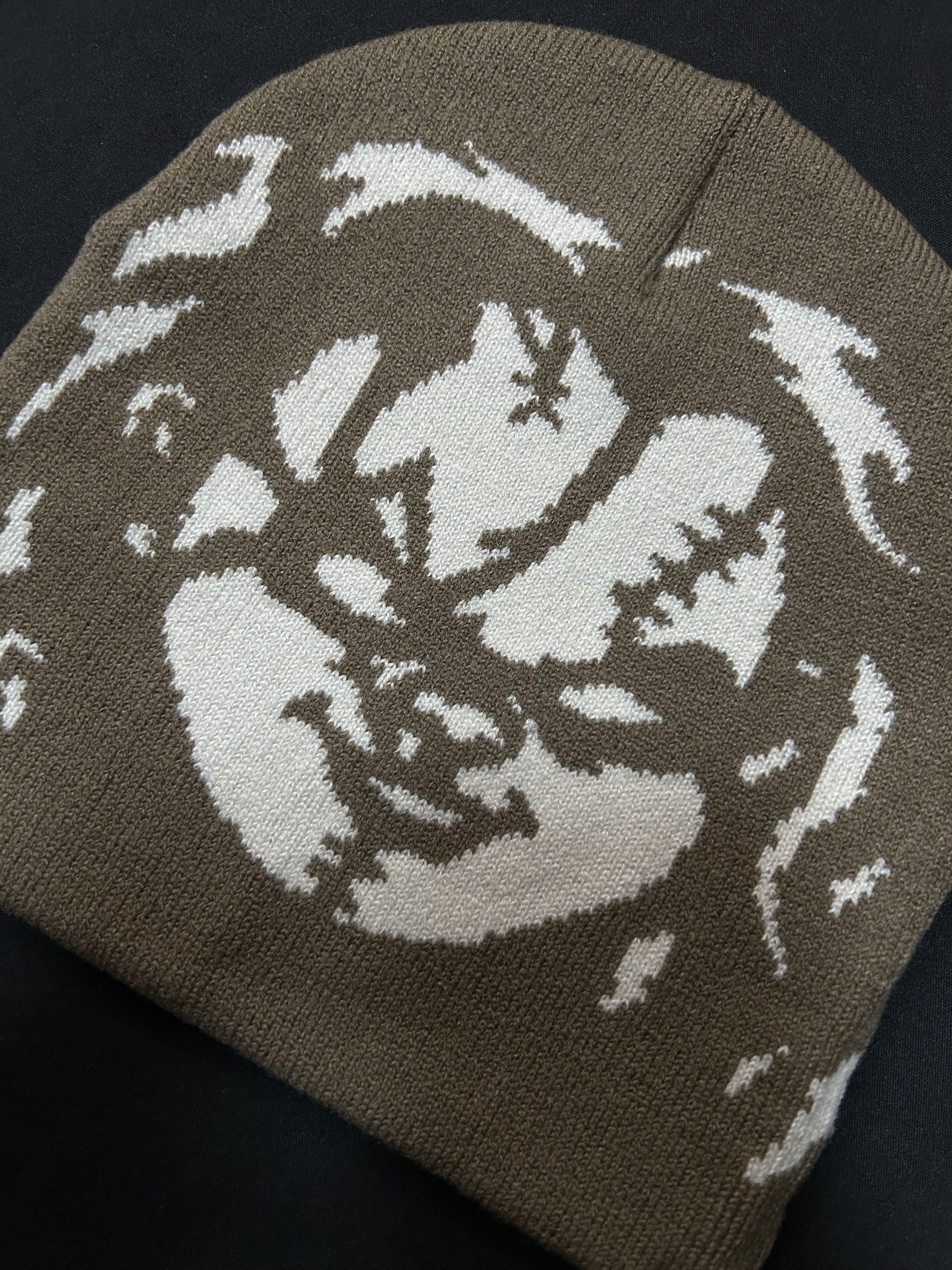 Japanese Brand Rare Chunky Graphic No Cuff Knit Brown Beanie Hats OS Size ONE SIZE - 3 Thumbnail