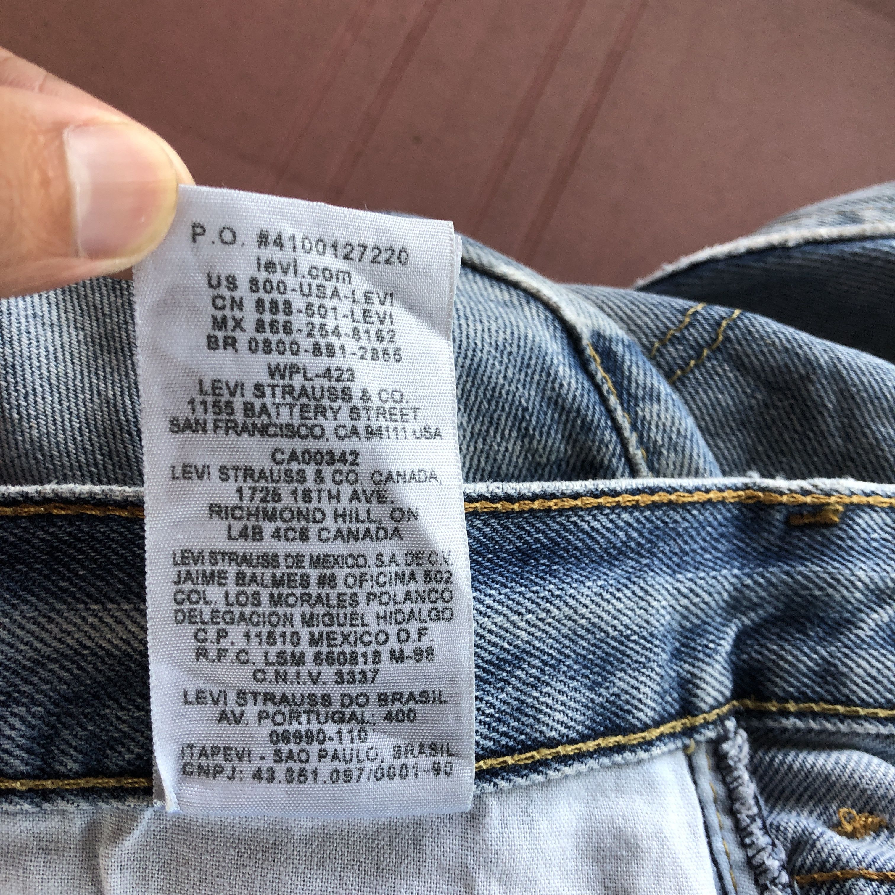 Levi's Vintage Levis 550 Baggy Jeans Levi's Faded Light Wash Denim Size US 36 / EU 52 - 10 Thumbnail