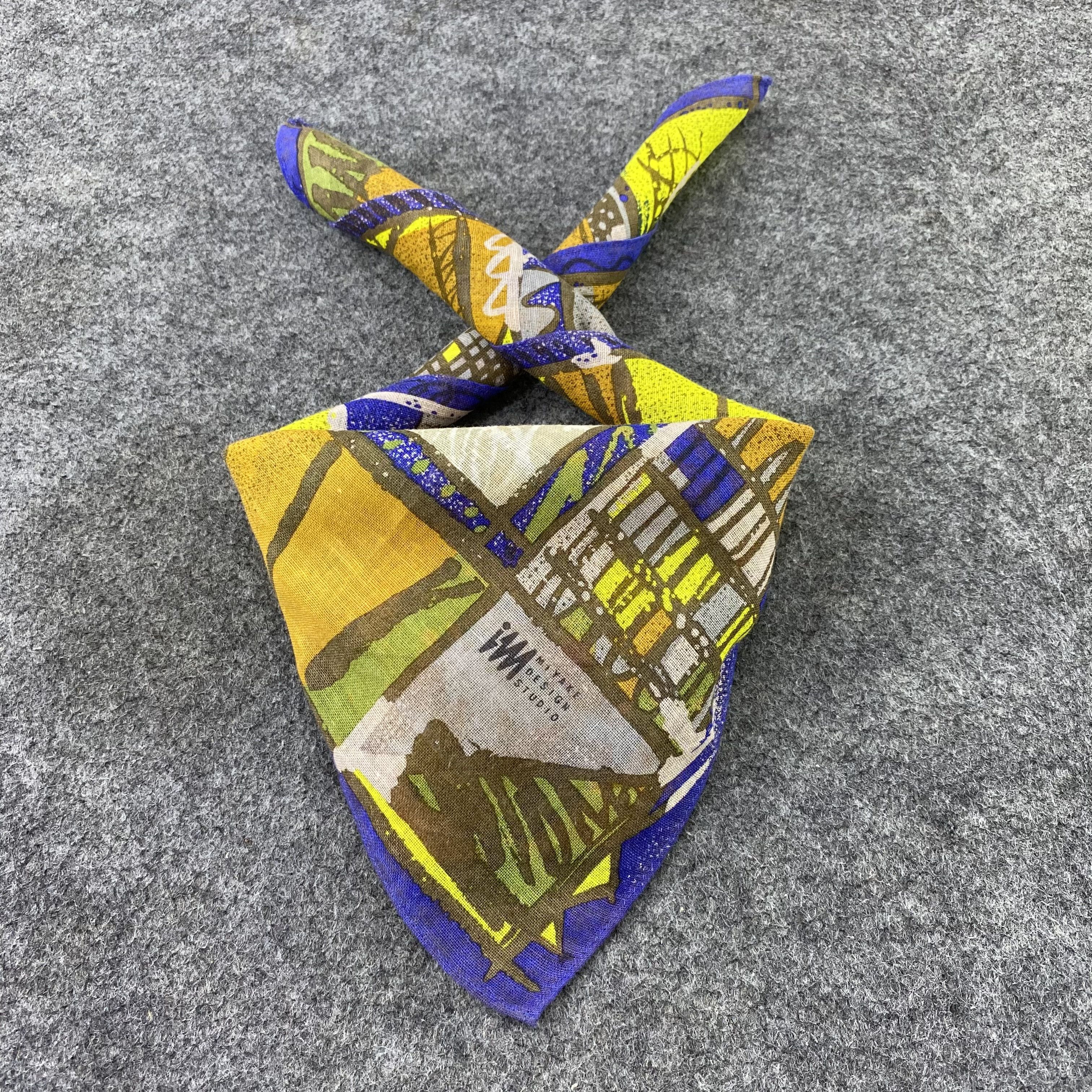 Issey Miyake × Japanese Brand Issey Miyake Handkerchief / Bandana / Neckerchief-B736 Size ONE SIZE - 2 Thumbnail