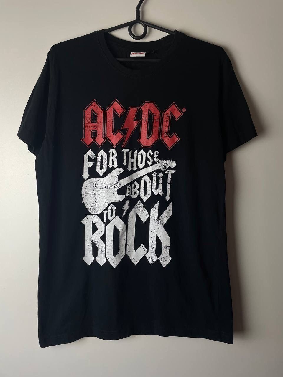 Other AC/DC vintage t-shirts size L Size US L / EU 52-54 / 3 - 1 Thumbnail