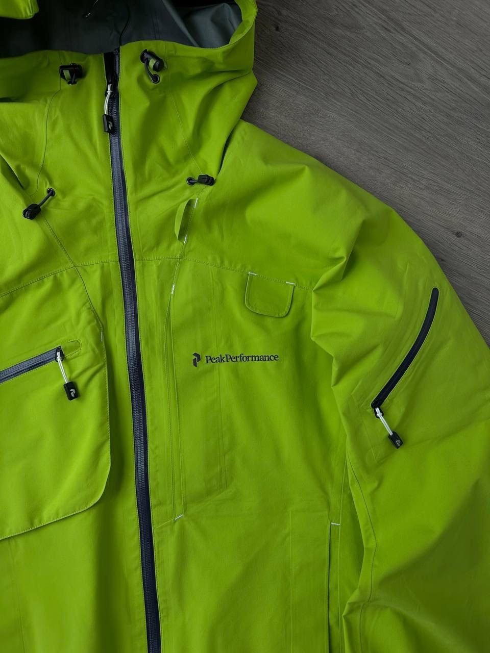 Peak Performance × Vintage Vintage Peak Performance Green Outdoor Style Heli Alp Jacket Size US L / EU 52-54 / 3 - 6 Thumbnail