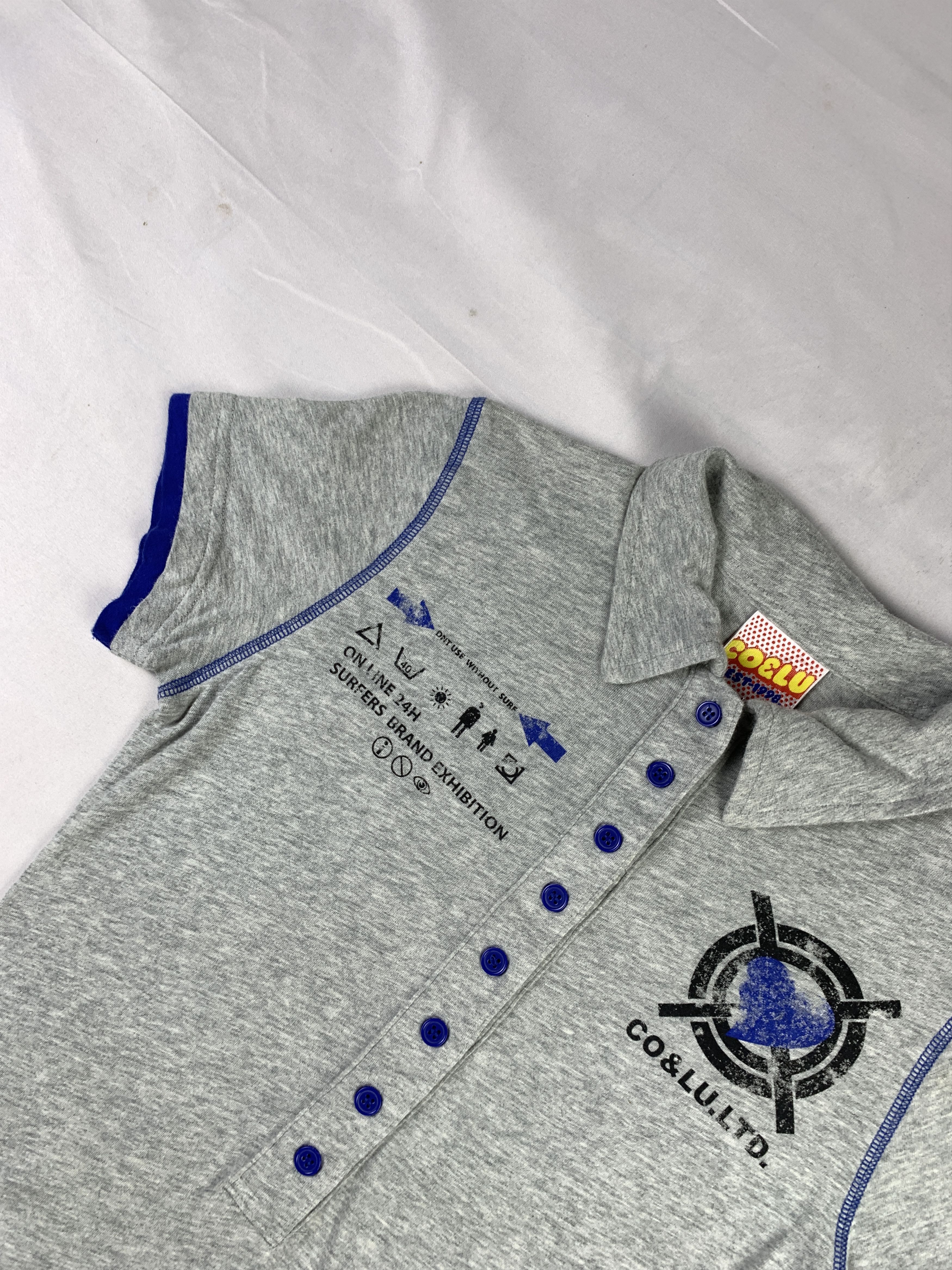 Japanese Brand CO&LU Gray Online Type Graphic Polo (S) Size S / US 4 / IT 40 - 7 Thumbnail