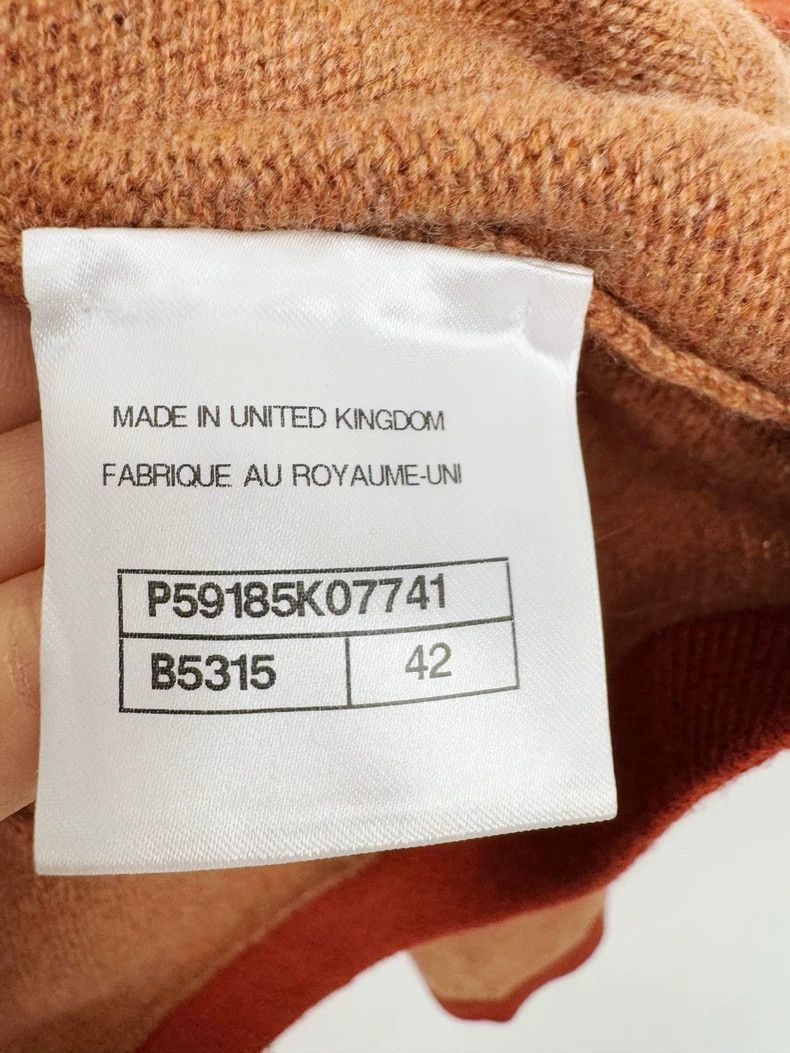 Chanel Chanel Cashmere Knit Cardigan in Almost New Condition -2505 Size L / US 10 / IT 46 - 4 Thumbnail