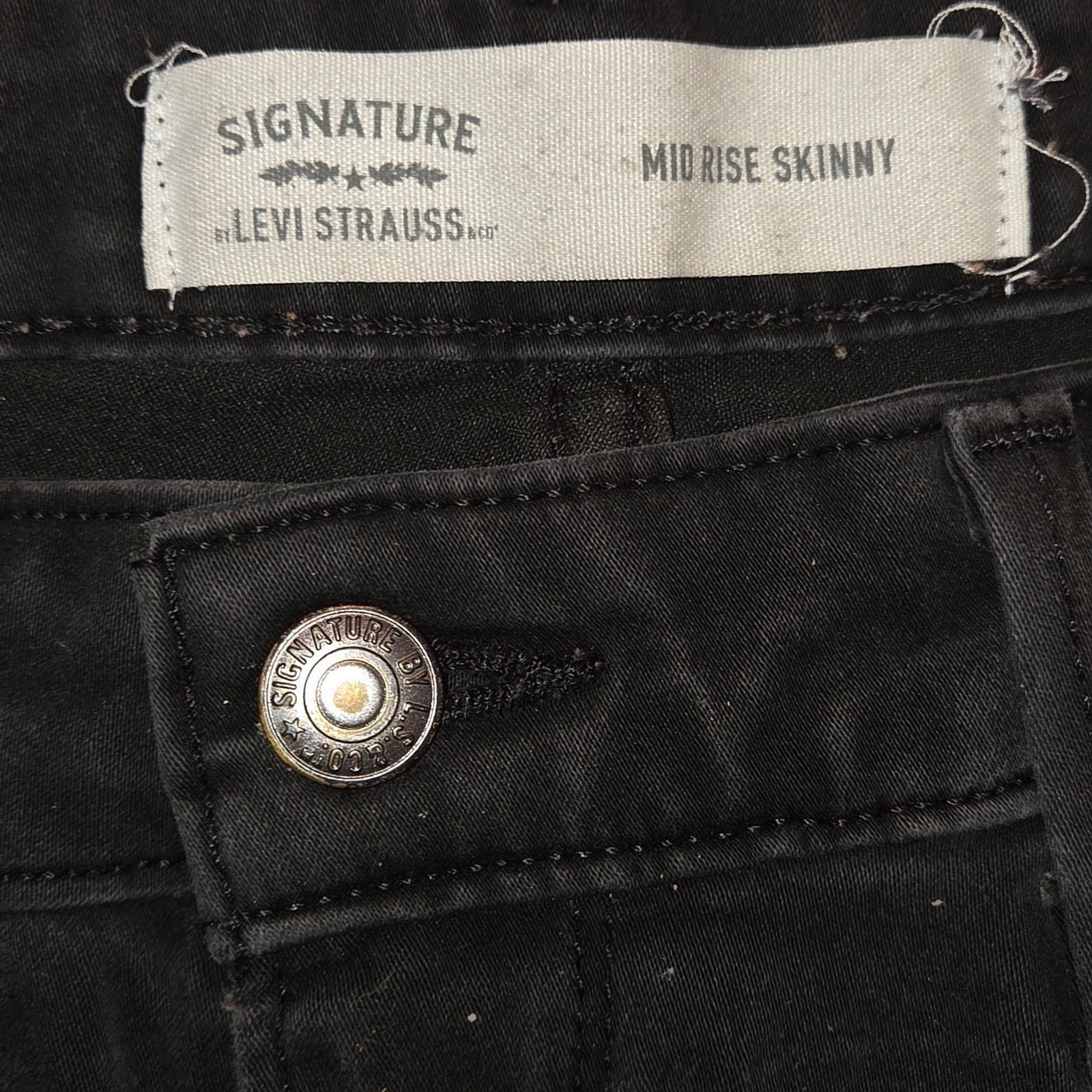 Levi's Levi's Signature Mid Rise Skinny Black Jeans 32x30 Size 32" / US 10 / IT 46 - 4 Thumbnail