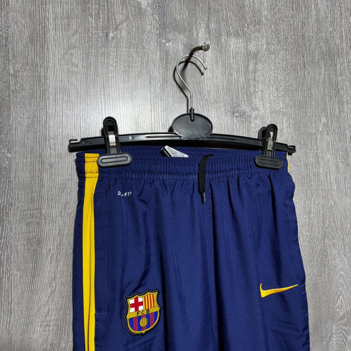 Other Nike Barcelona Sports Tracksuit Jersey Mens size XS Size US XS / EU 42 / 0 - 10 Thumbnail