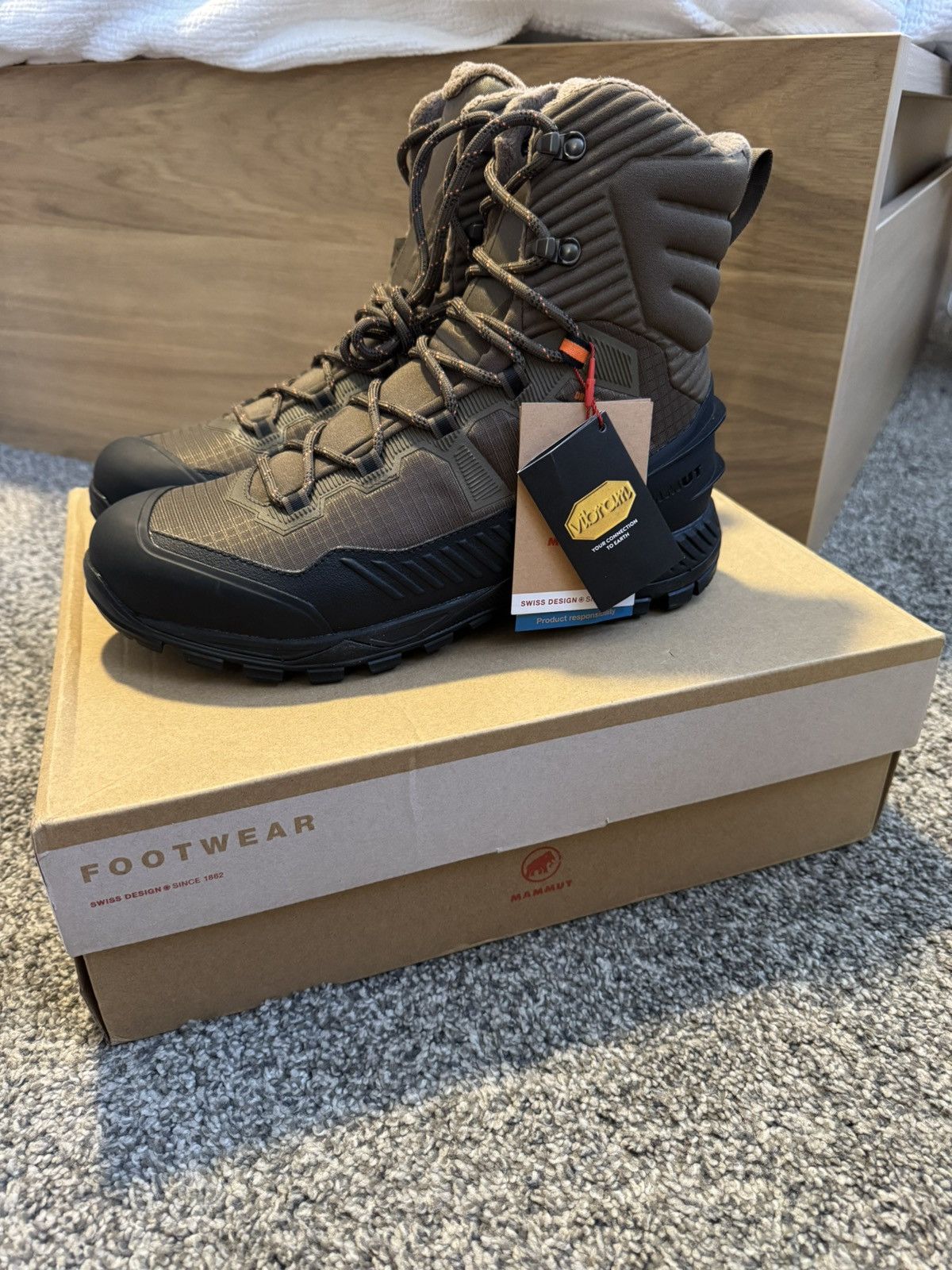 Mammut Mammut winter hiking boots Size US 9.5 / EU 42-43 - 1 Thumbnail