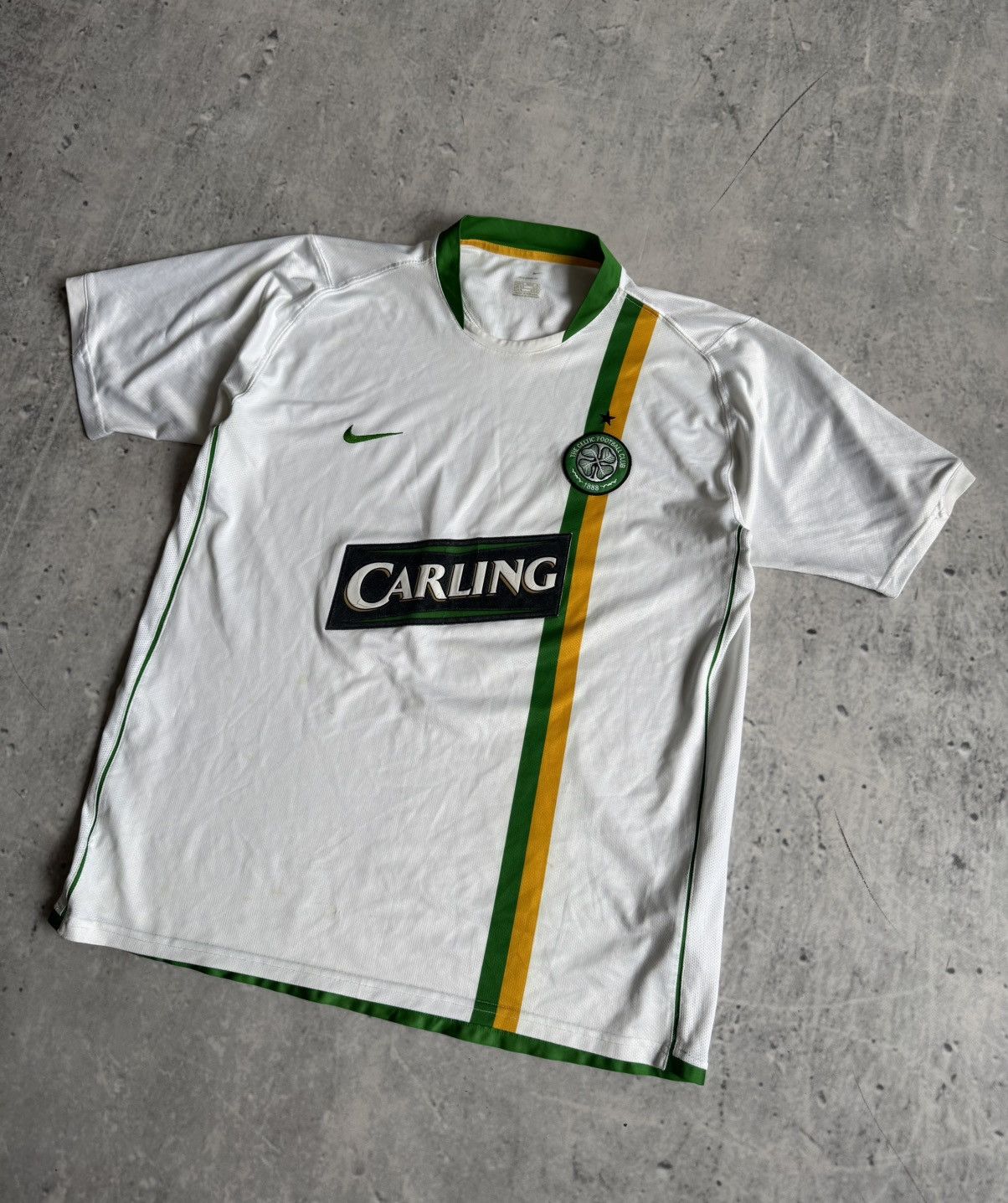 Nike Vintage Nike Celtic football jersey Size US XL / EU 56 / 4 - 1 Thumbnail