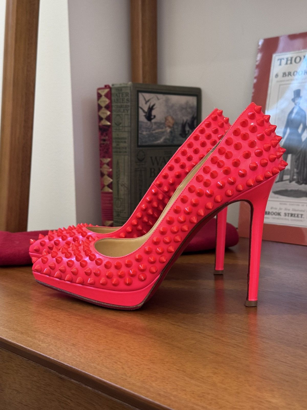 Christian Louboutin Christian Louboutin Coral Fifi Spiked Pumps Size US 7 / IT 37 - 4 Thumbnail
