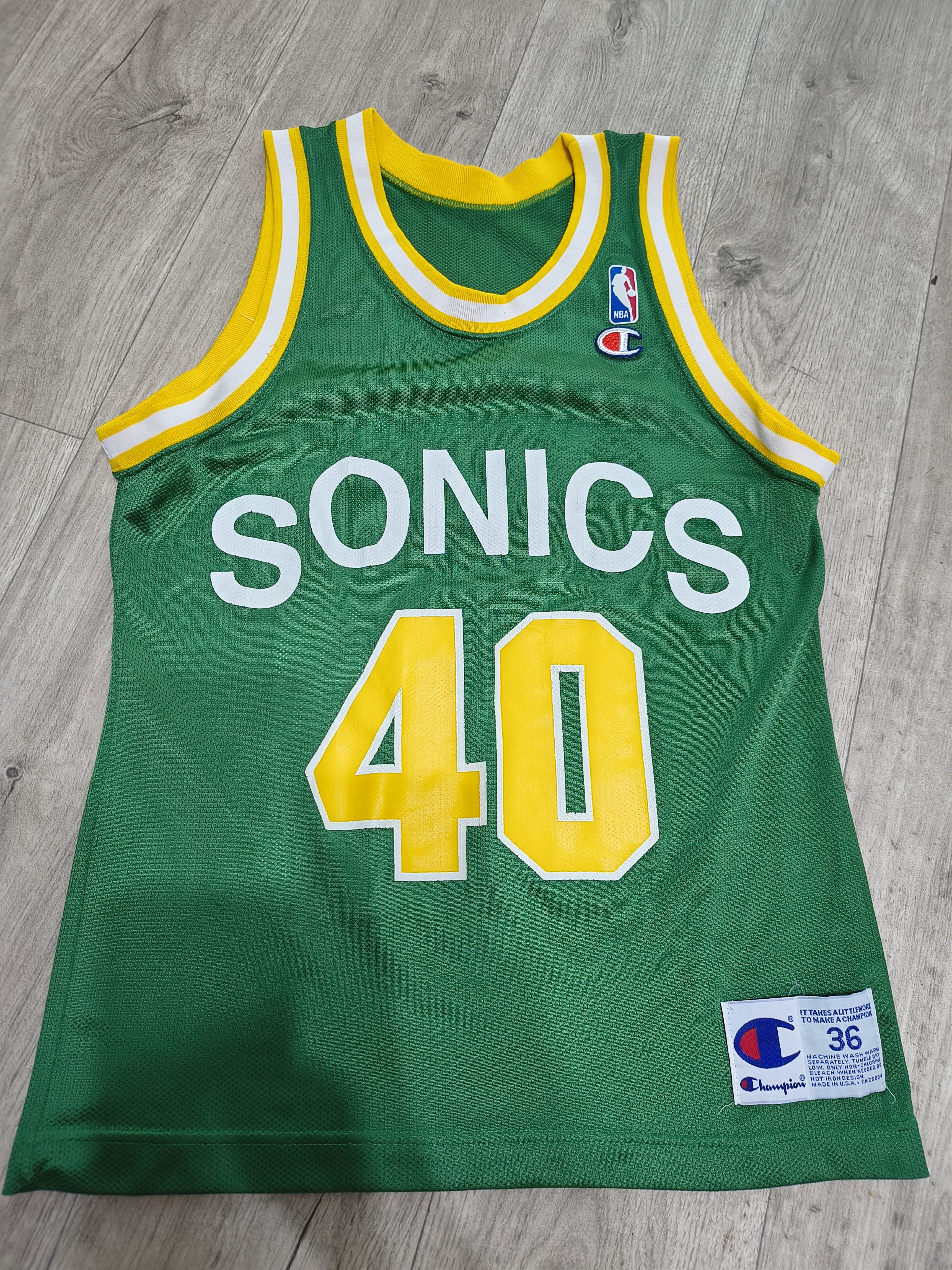 Champion Seattle supersonics Shawn Kemp vintage jersey S Size US S / EU 44-46 / 1 - 1 Thumbnail