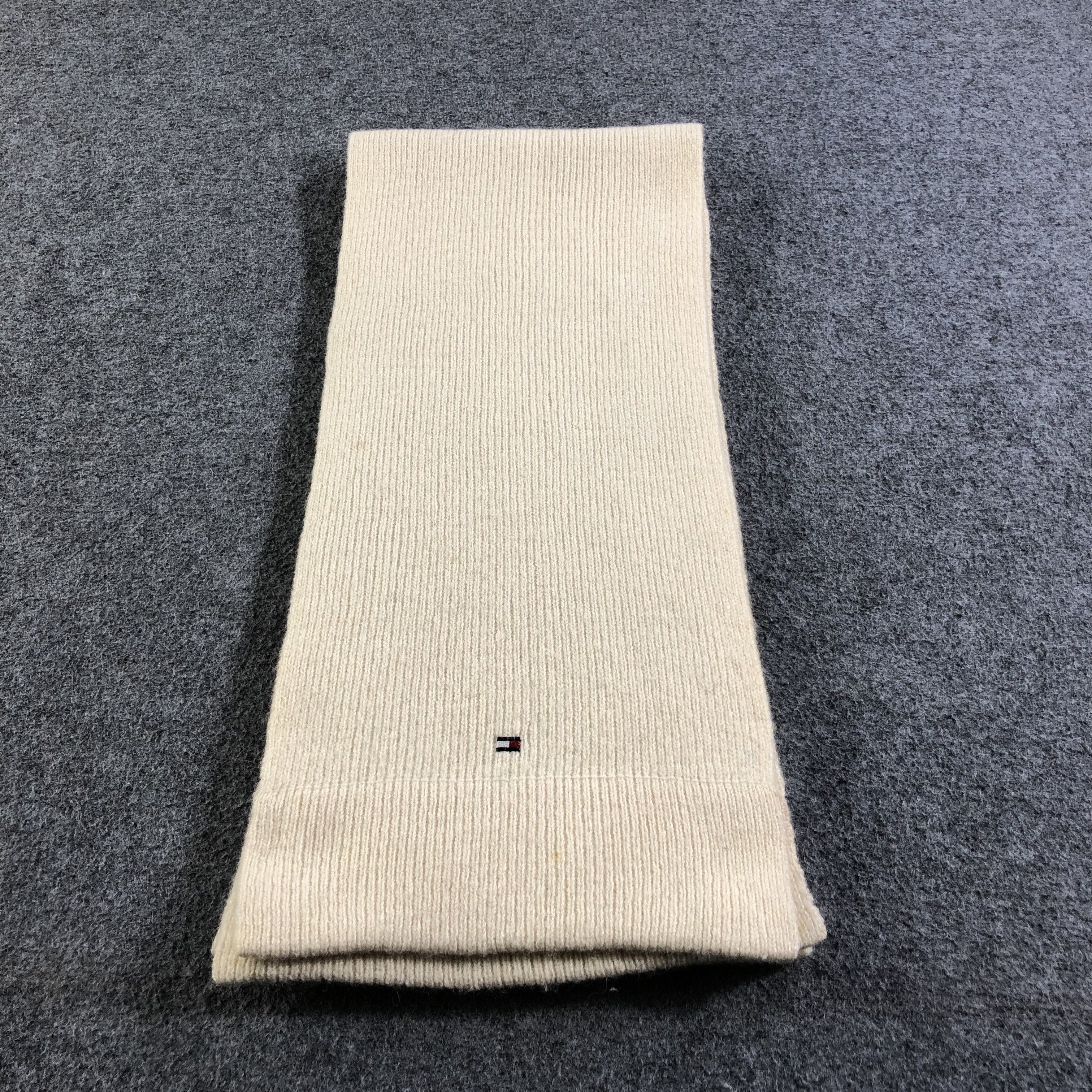 Tommy Hilfiger Tommy Hilfiger Wool Scarf Muffler V1275 Size ONE SIZE - 2 Thumbnail