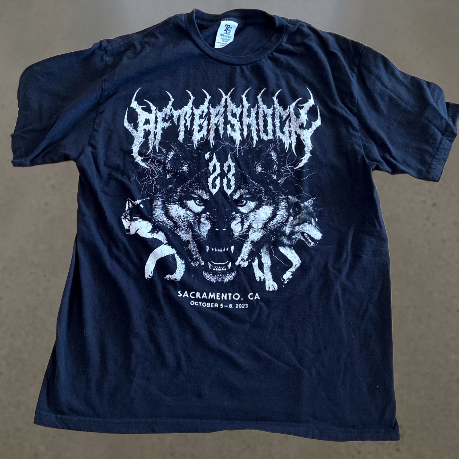 Hunter VINTAGE Aftershock Merch Hunter Shirt L Men Black Cotton Short Sleeve Guns N Roses Tool Avenged Sevenfold Rose 90s Mens Size US L / EU 52-54 / 3 - 1 Thumbnail