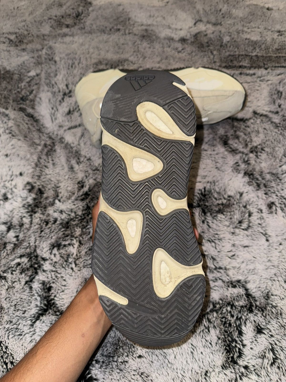Yeezy Adidas Yeezy Boost 700 Analog Size US 11.5 / EU 44-45 - 7 Thumbnail