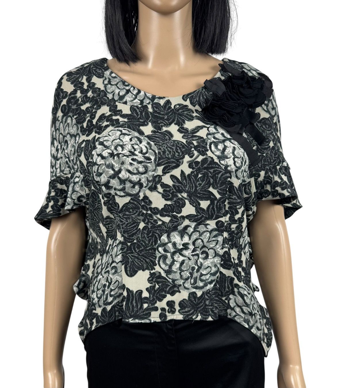 TWINSET Twinset Jacquard Blouse Decorated Embroidered Flower size S Size S / US 4 / IT 40 - 2 Thumbnail