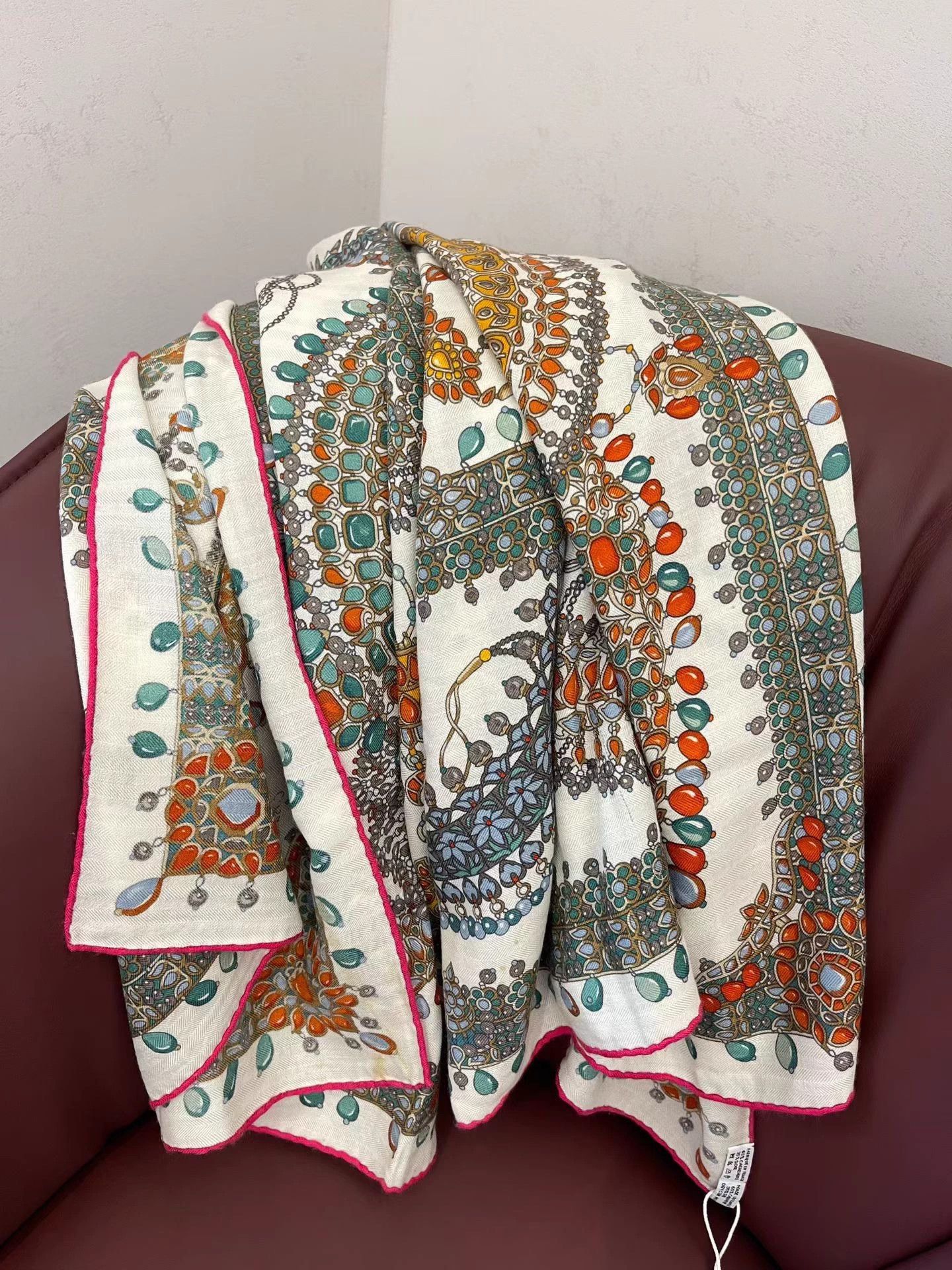 Hermes Hermès 140x140 like new scarf/shawl AH017 Size ONE SIZE - 4 Thumbnail