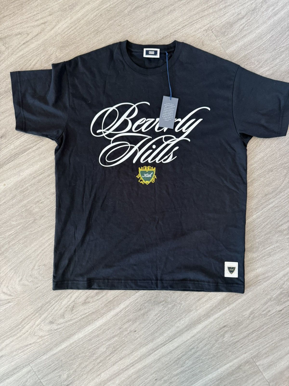 kith サッカーシャツ　beverly hills　サイズL Kith Kith Beverly Hills Exclusive T-Shirt | Grailed