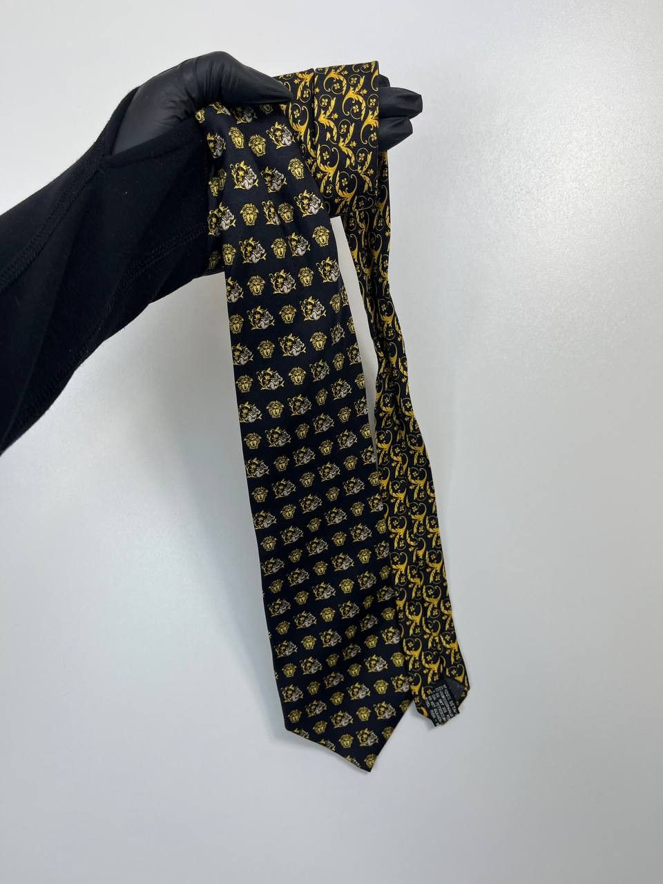 Versace Gianni Versace Medusa Silk Tie Black Gold Baroque Pattern Size ONE SIZE - 1 Thumbnail