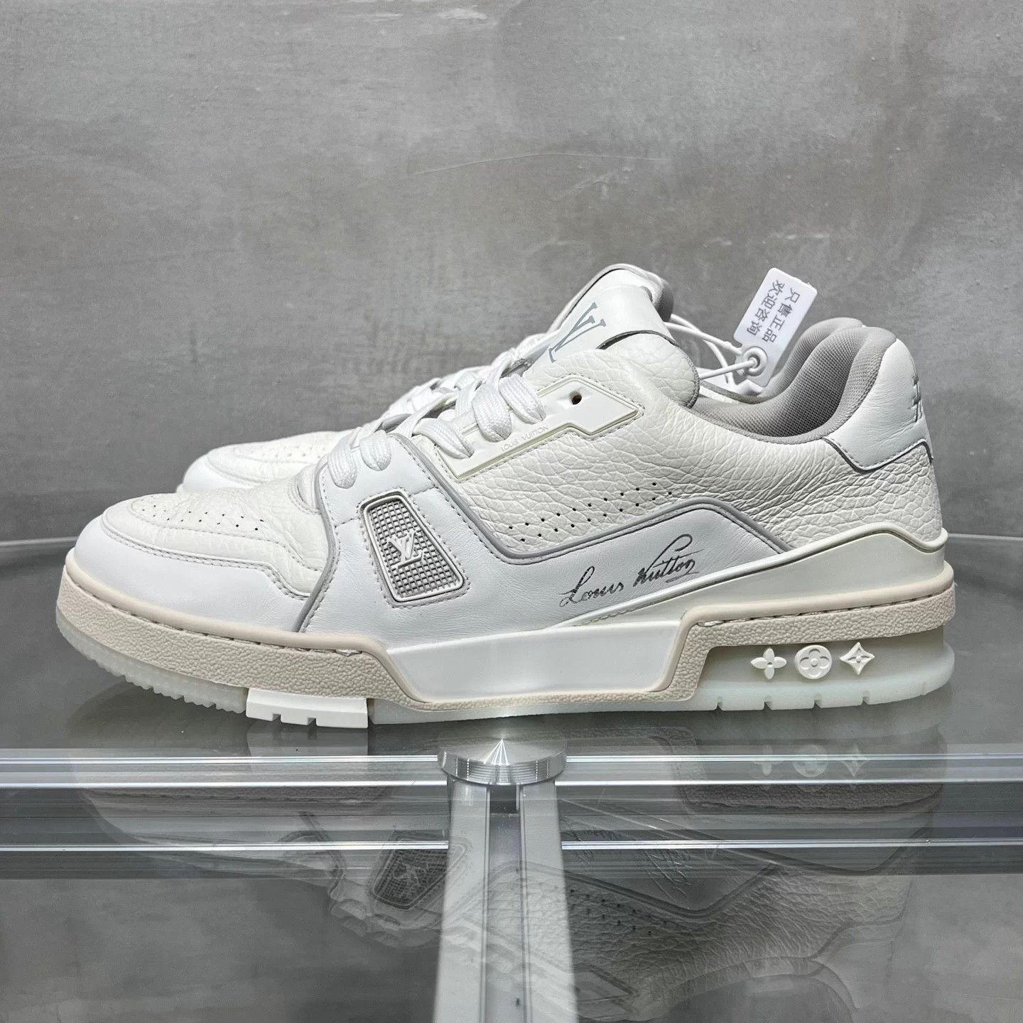 Louis Vuitton LV Trainer White Cement UK8/42 Size US 9 / EU 42 - 3 Thumbnail